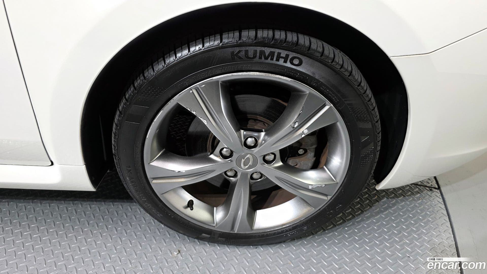 Main__Slider__Photo:SM7 Renault-KoreaSamsung 2012.7-4