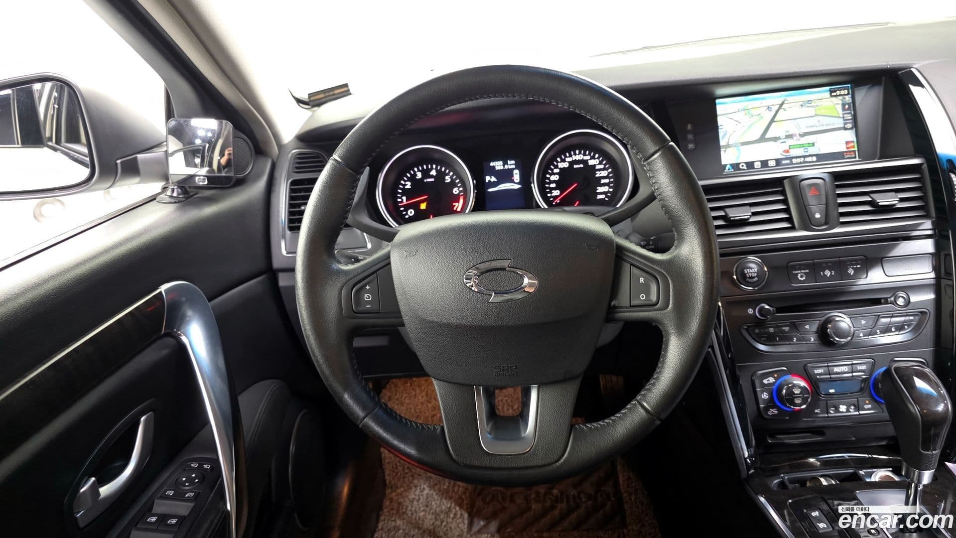 Main__Slider__Photo:SM7 Renault-KoreaSamsung 2012.7-12