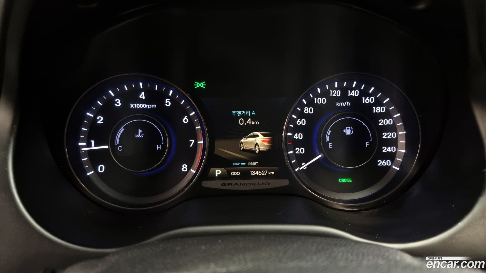 Main__Slider__Photo:Grandeur Hyundai 2011.3-7