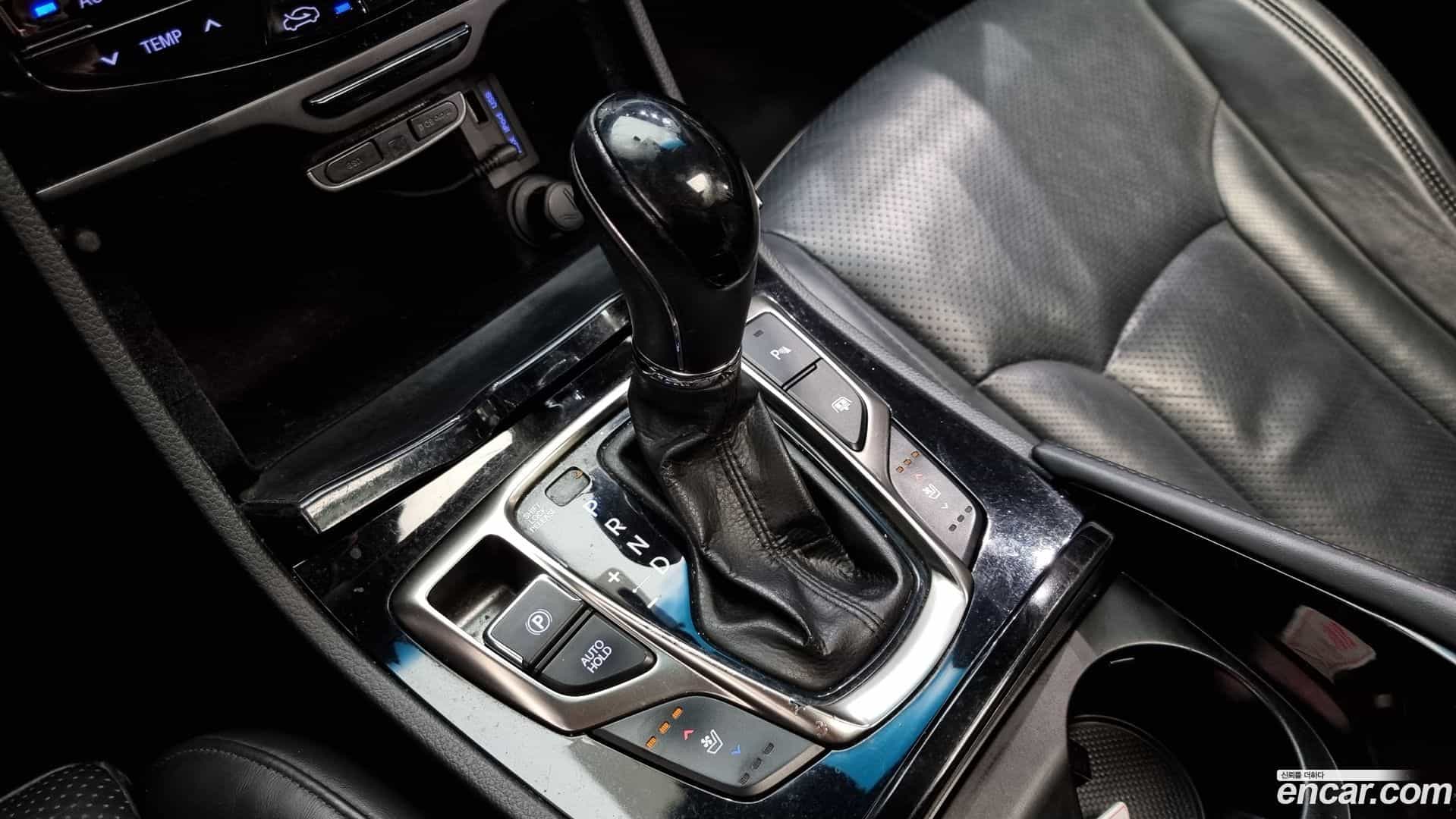 Grandeur Hyundai 2011.3-INNER-009