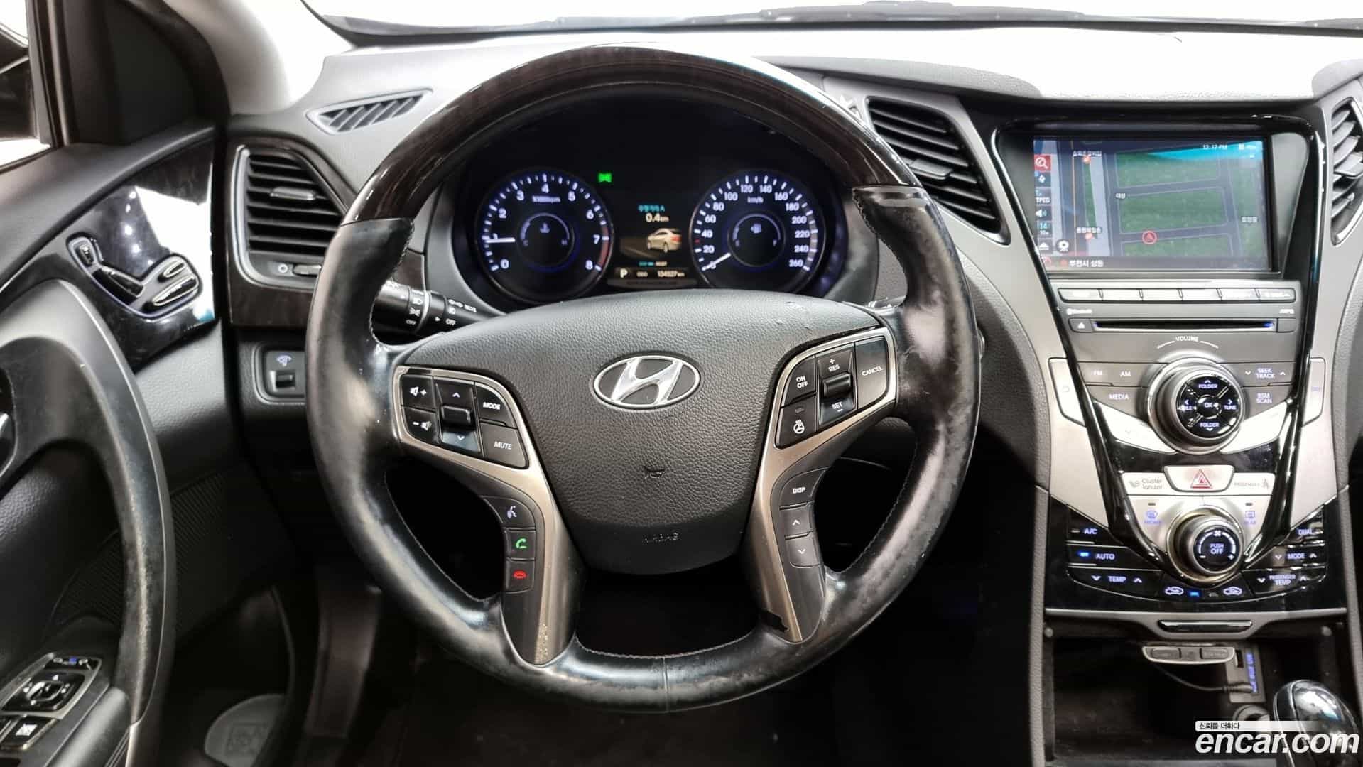 Grandeur Hyundai 2011.3-OPTION-017
