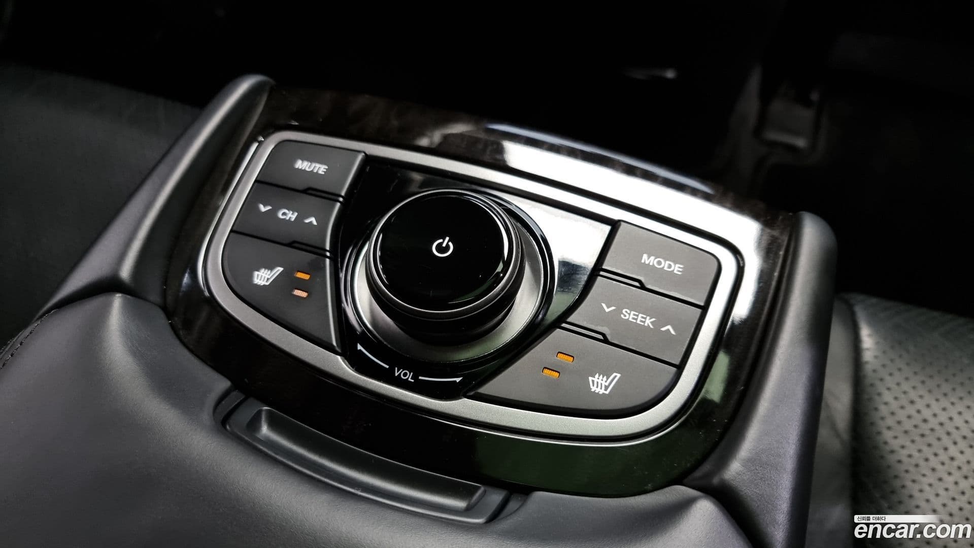 Main__Slider__Photo:Grandeur Hyundai 2011.3-16