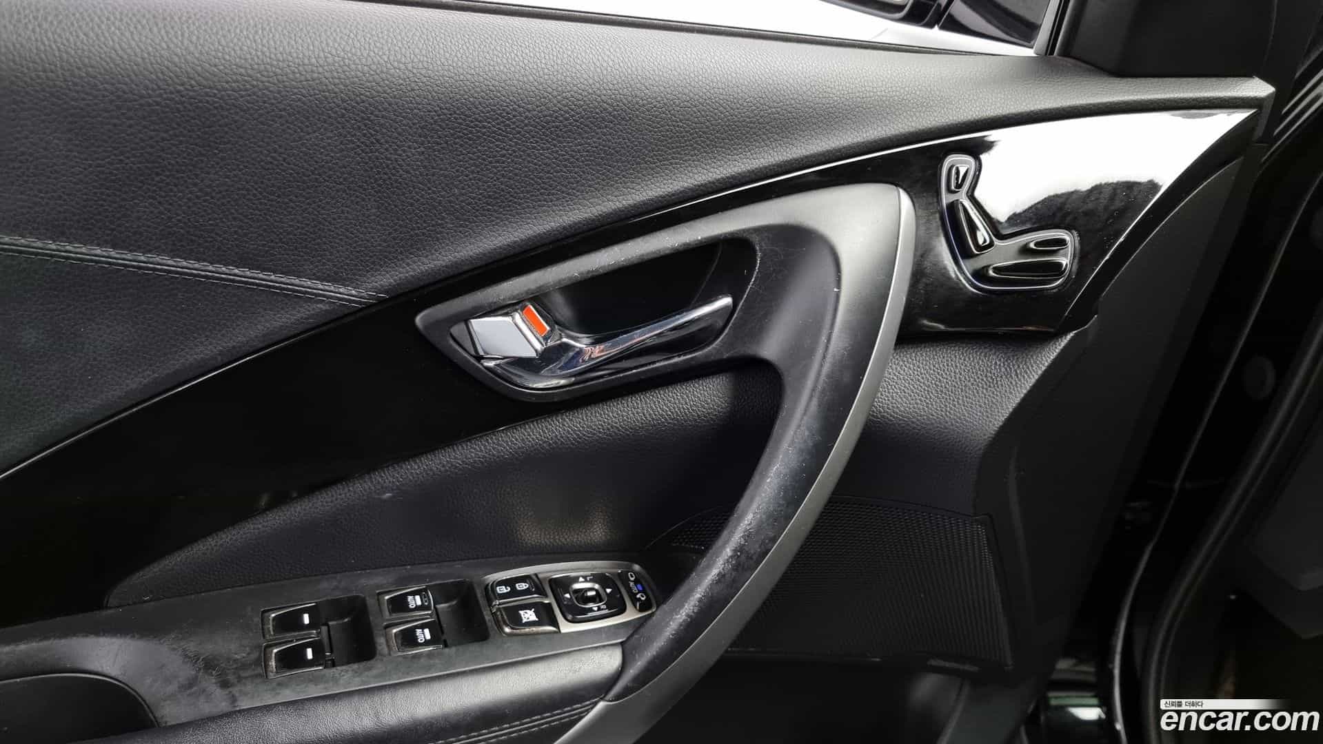 Grandeur Hyundai 2011.3-OPTION-023