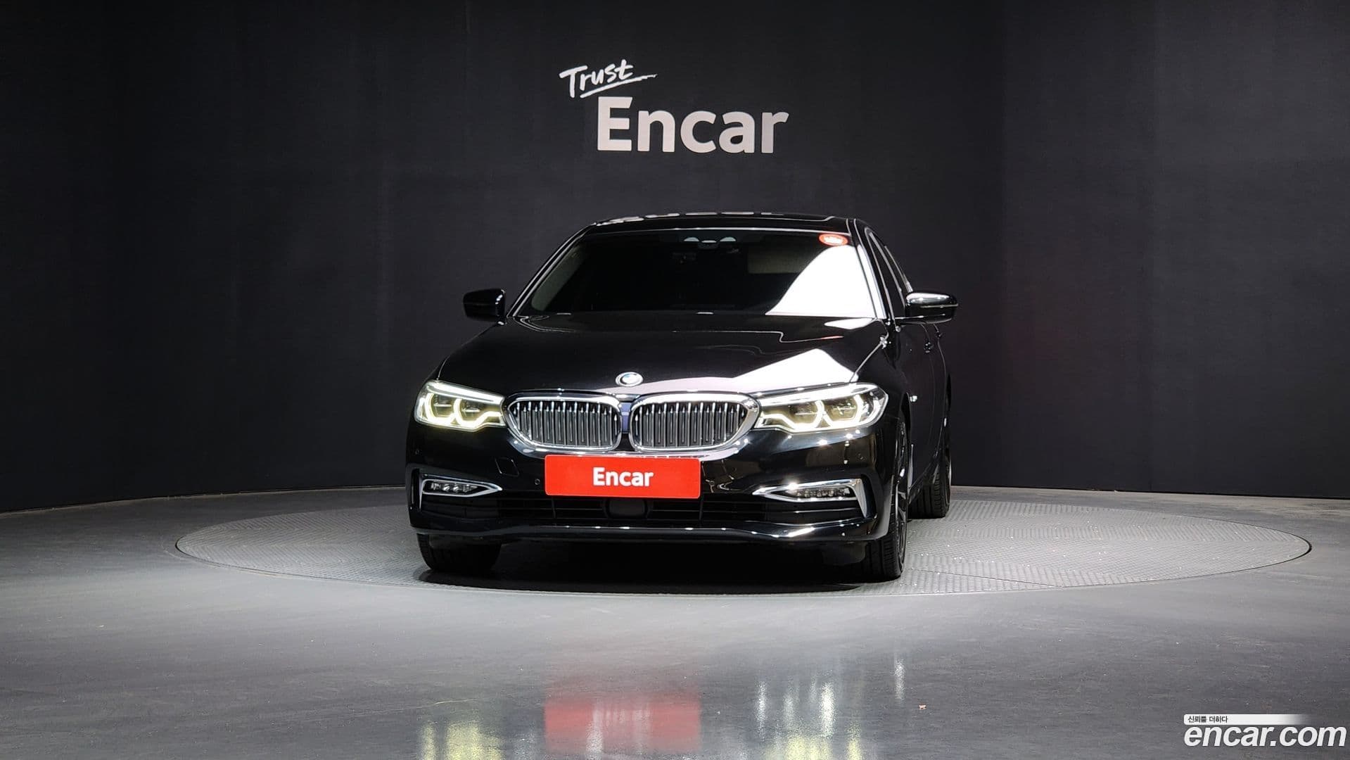 Main__Slider__Photo:5-Series BMW 2018.11-2