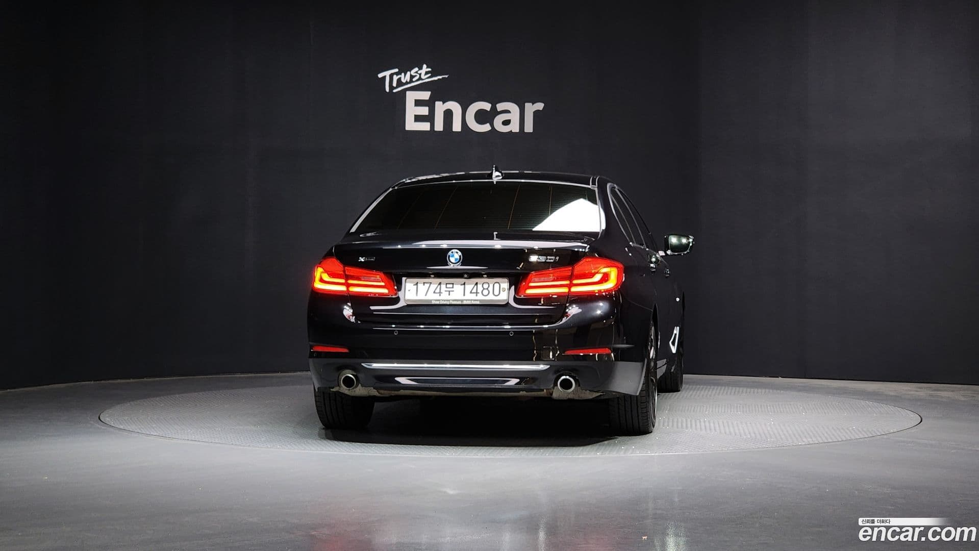 Main__Slider__Photo:5-Series BMW 2018.11-3