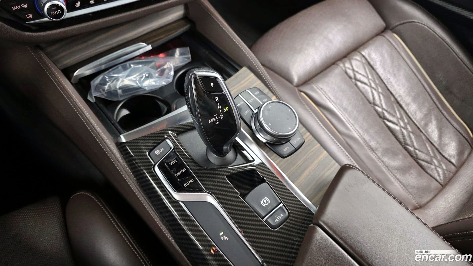 Main__Slider__Photo:5-Series BMW 2018.11-8