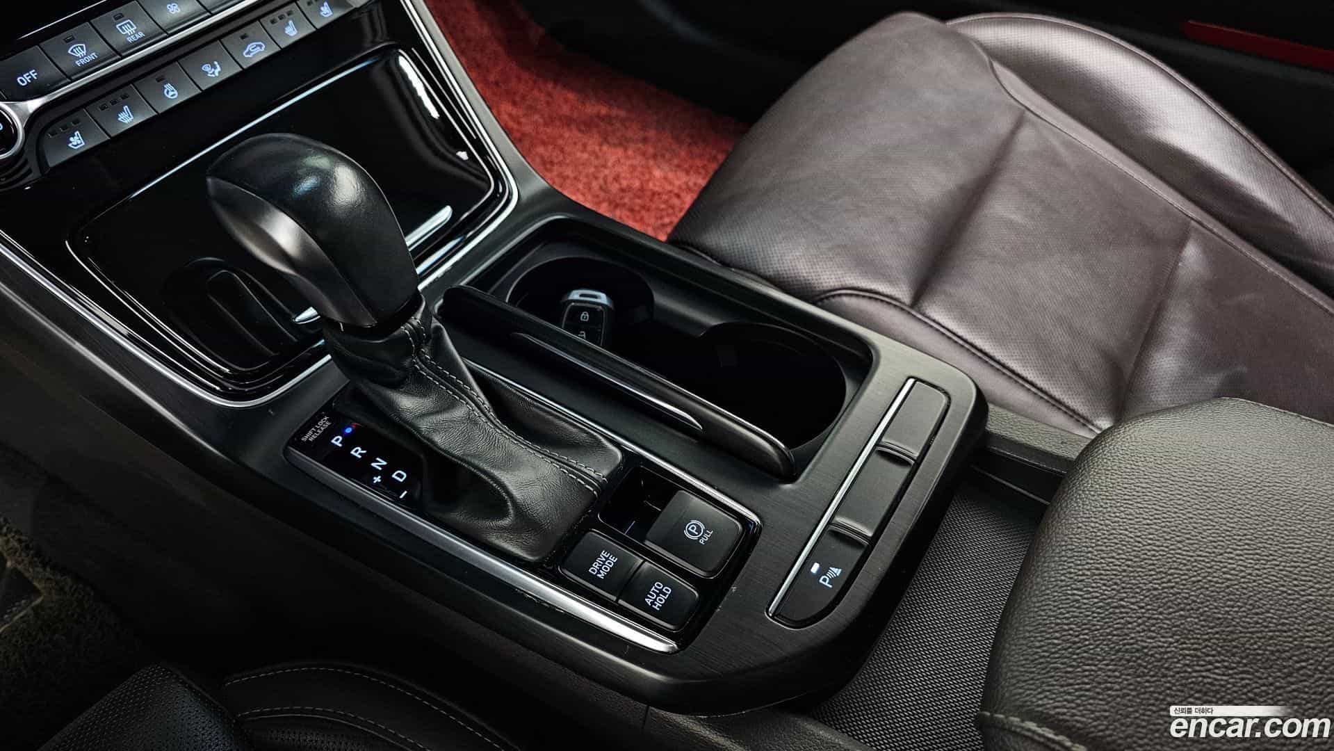 Grandeur Hyundai 2017.5-INNER-009