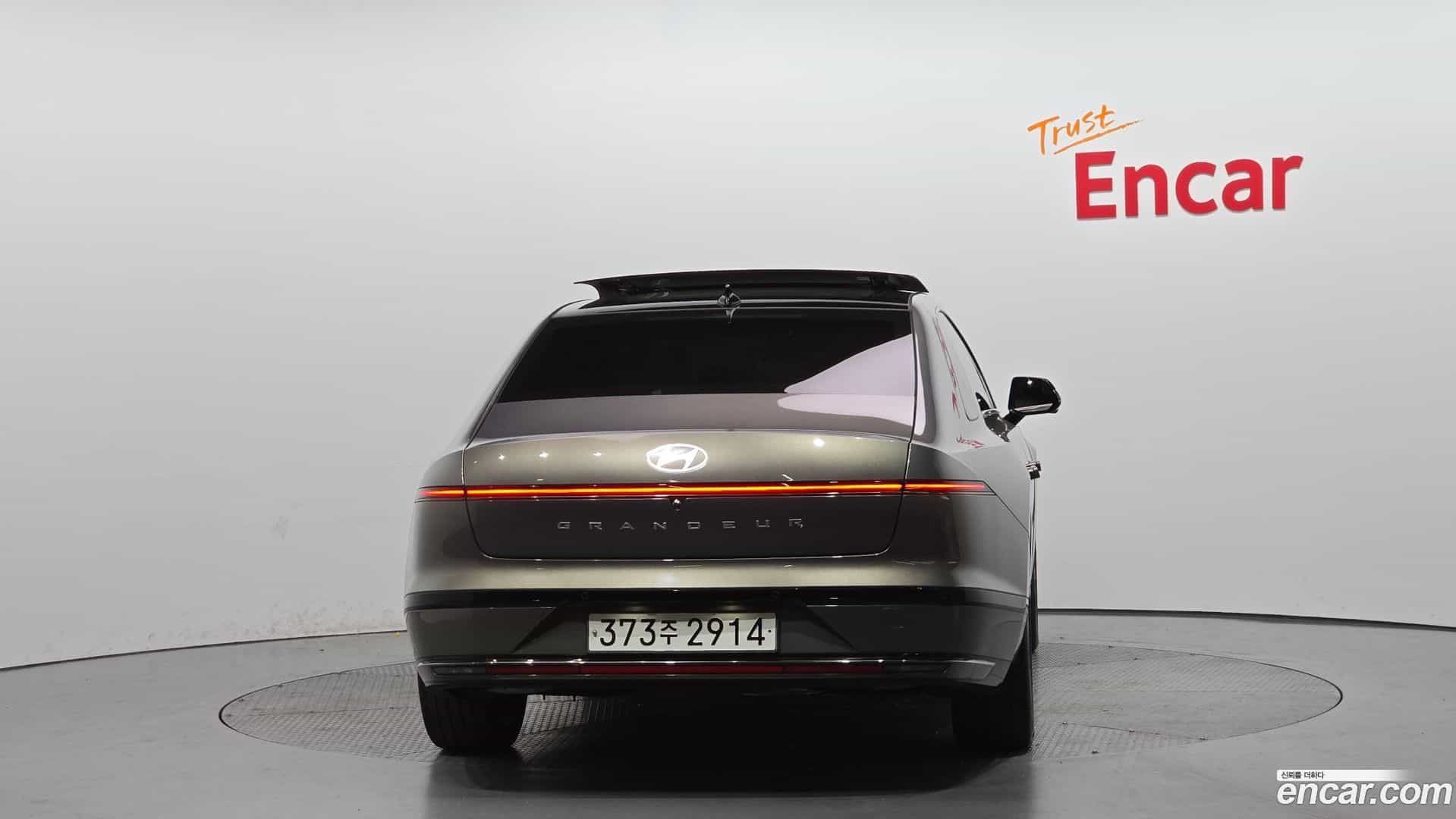 Grandeur Hyundai 2023.4-OUTER-004