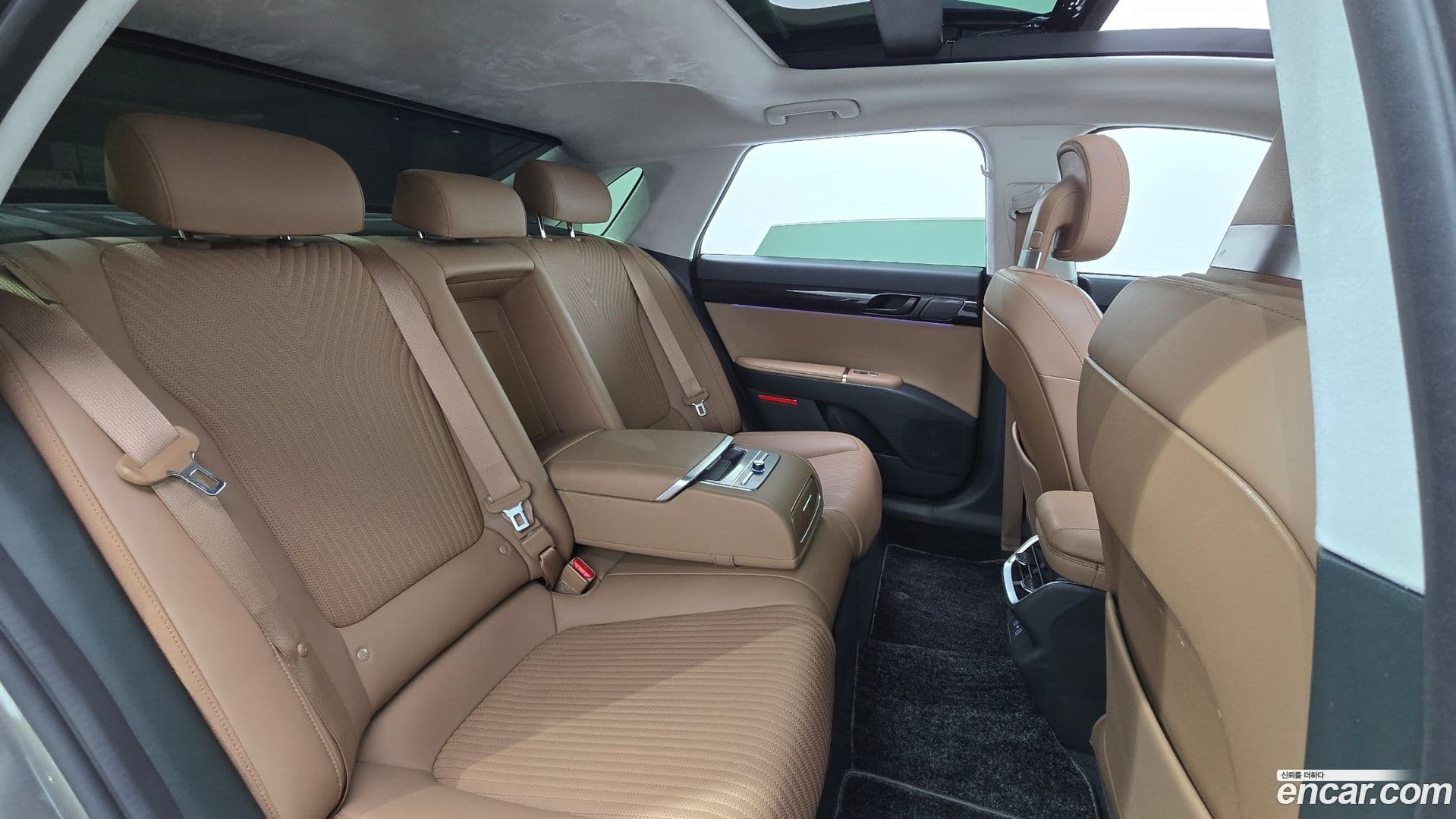 Main__Slider__Photo:Grandeur Hyundai 2023.4-11