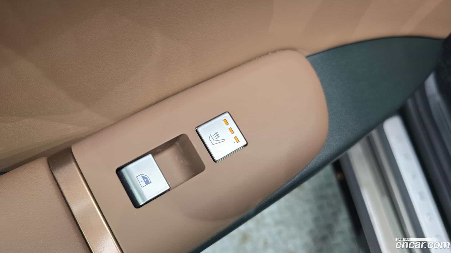 Grandeur Hyundai 2023.4-OPTION-023