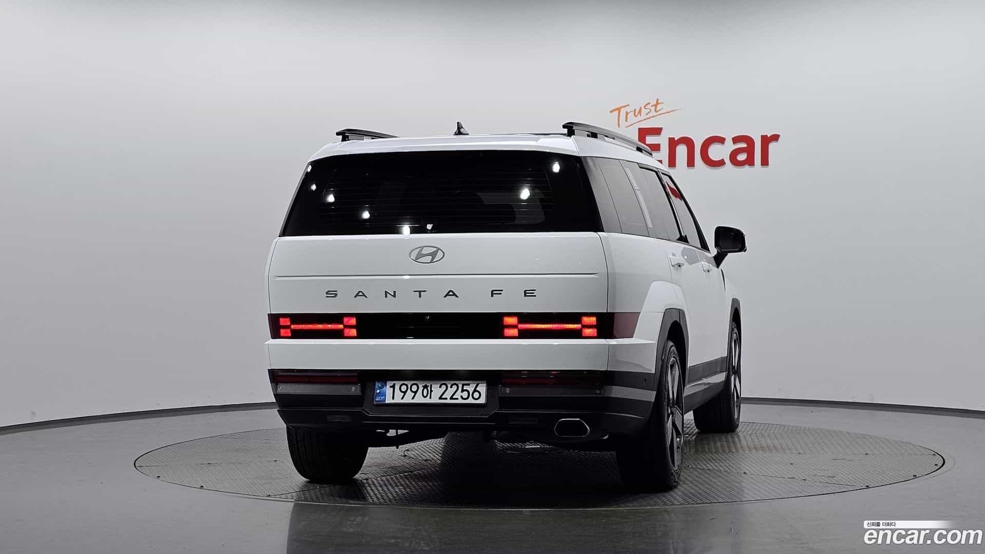 Santafe Hyundai 2024.1-OUTER-004