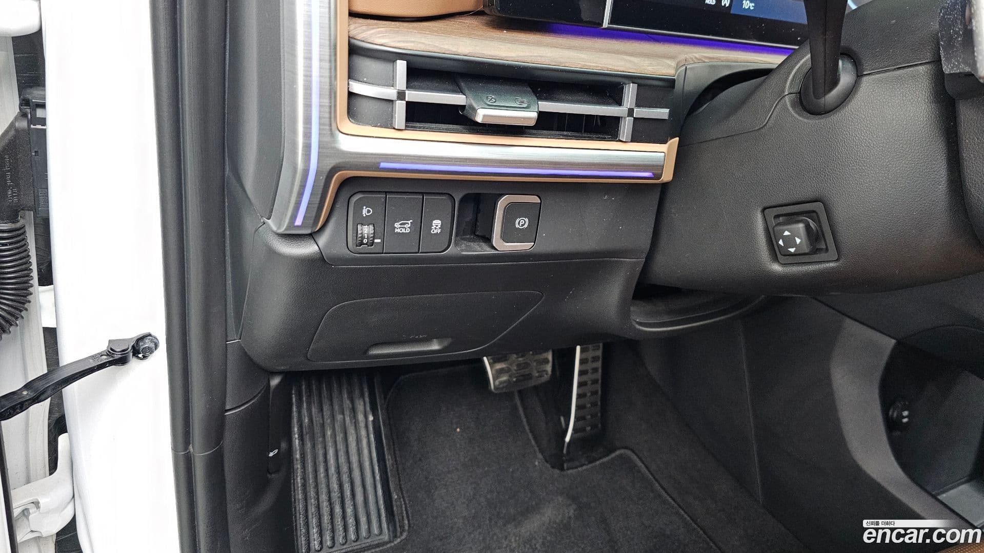 Main__Slider__Photo:Santafe Hyundai 2024.1-16