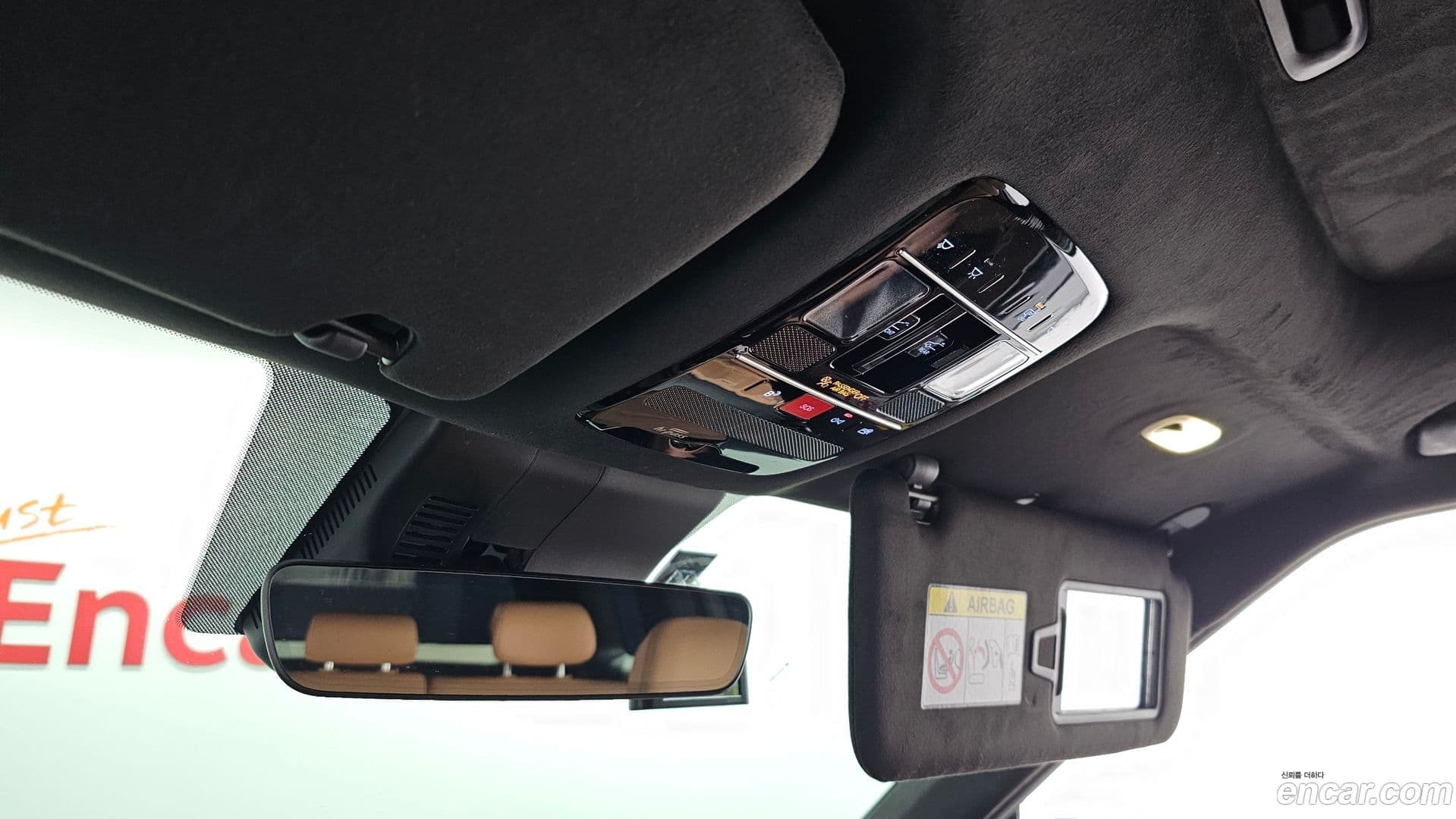 Main__Slider__Photo:Santafe Hyundai 2024.1-17