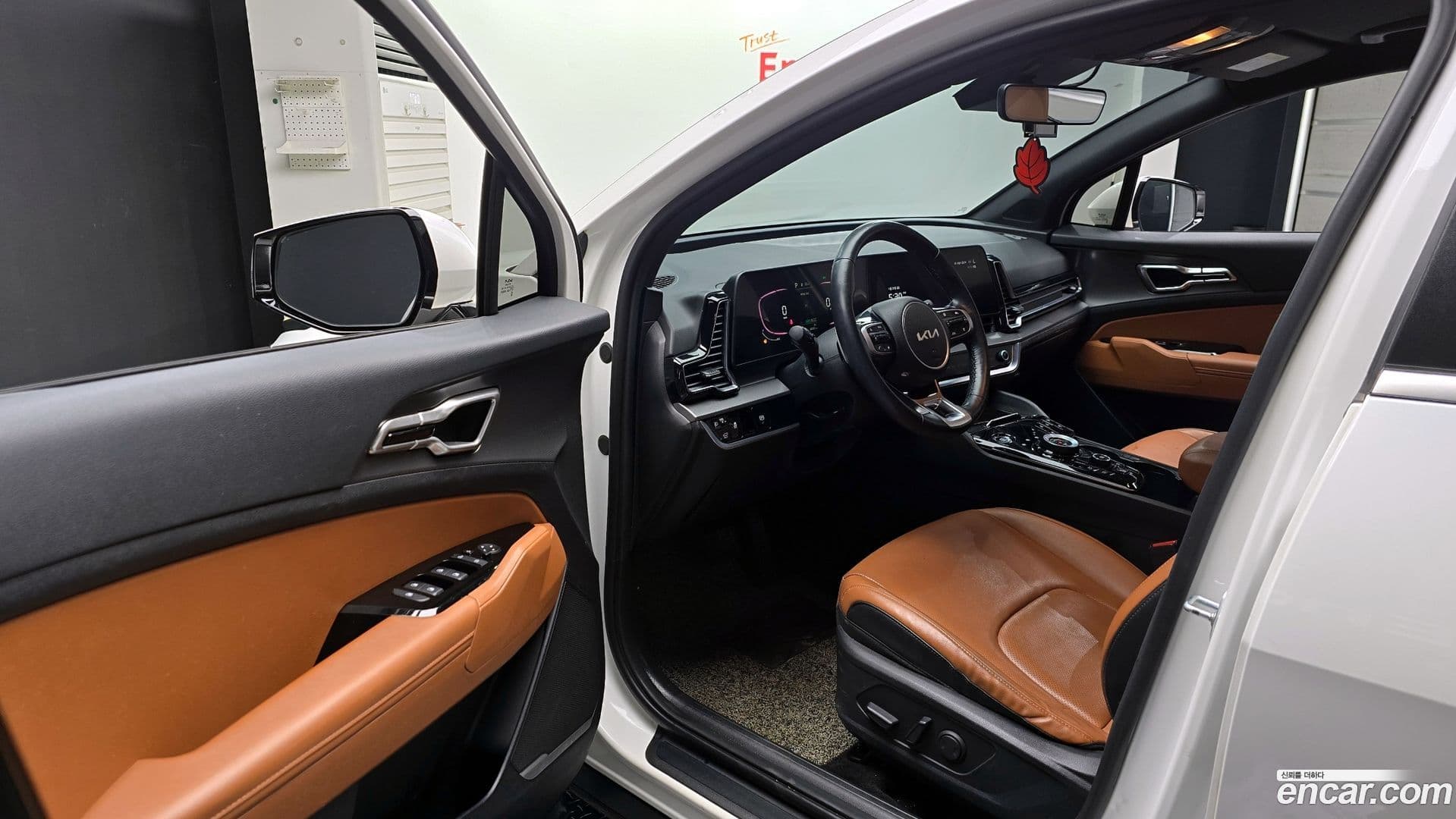 Main__Slider__Photo:Sportage Kia 2022.0-9