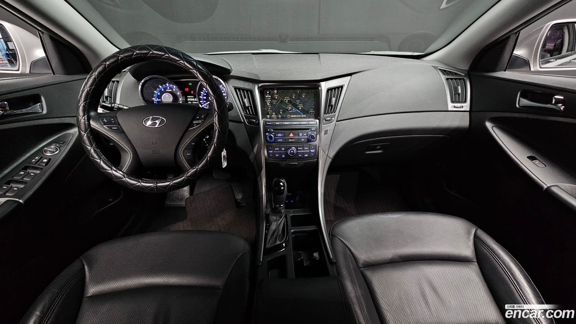 Main__Slider__Photo:Sonata Hyundai 2013.5-6