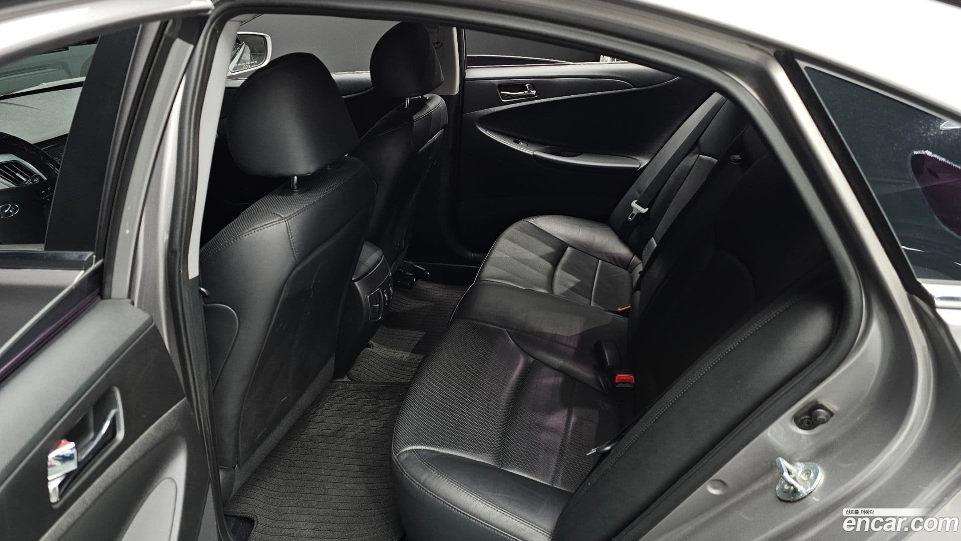 Main__Slider__Photo:Sonata Hyundai 2013.5-11