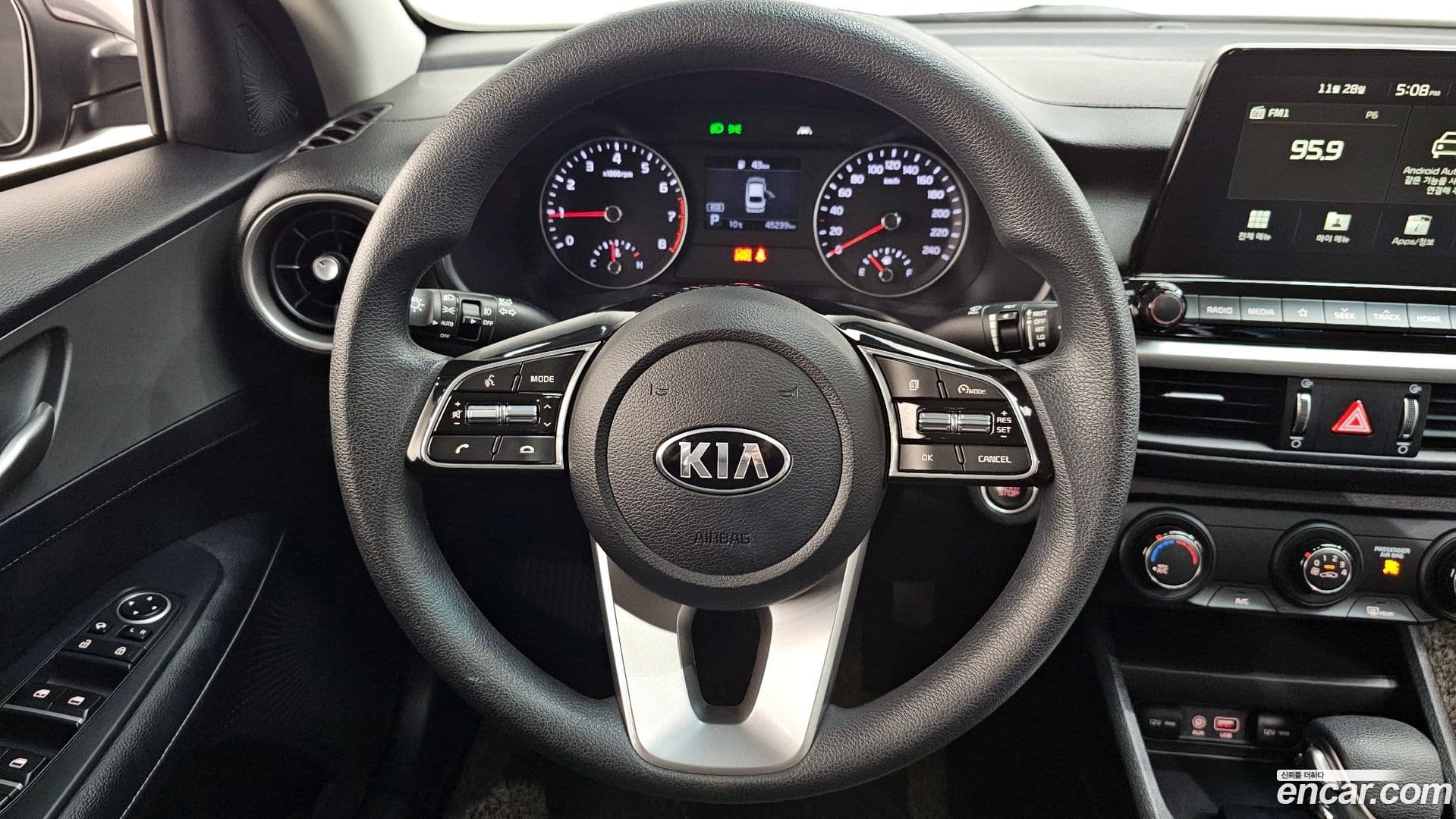Main__Slider__Photo:K3 Kia 2019.5-12