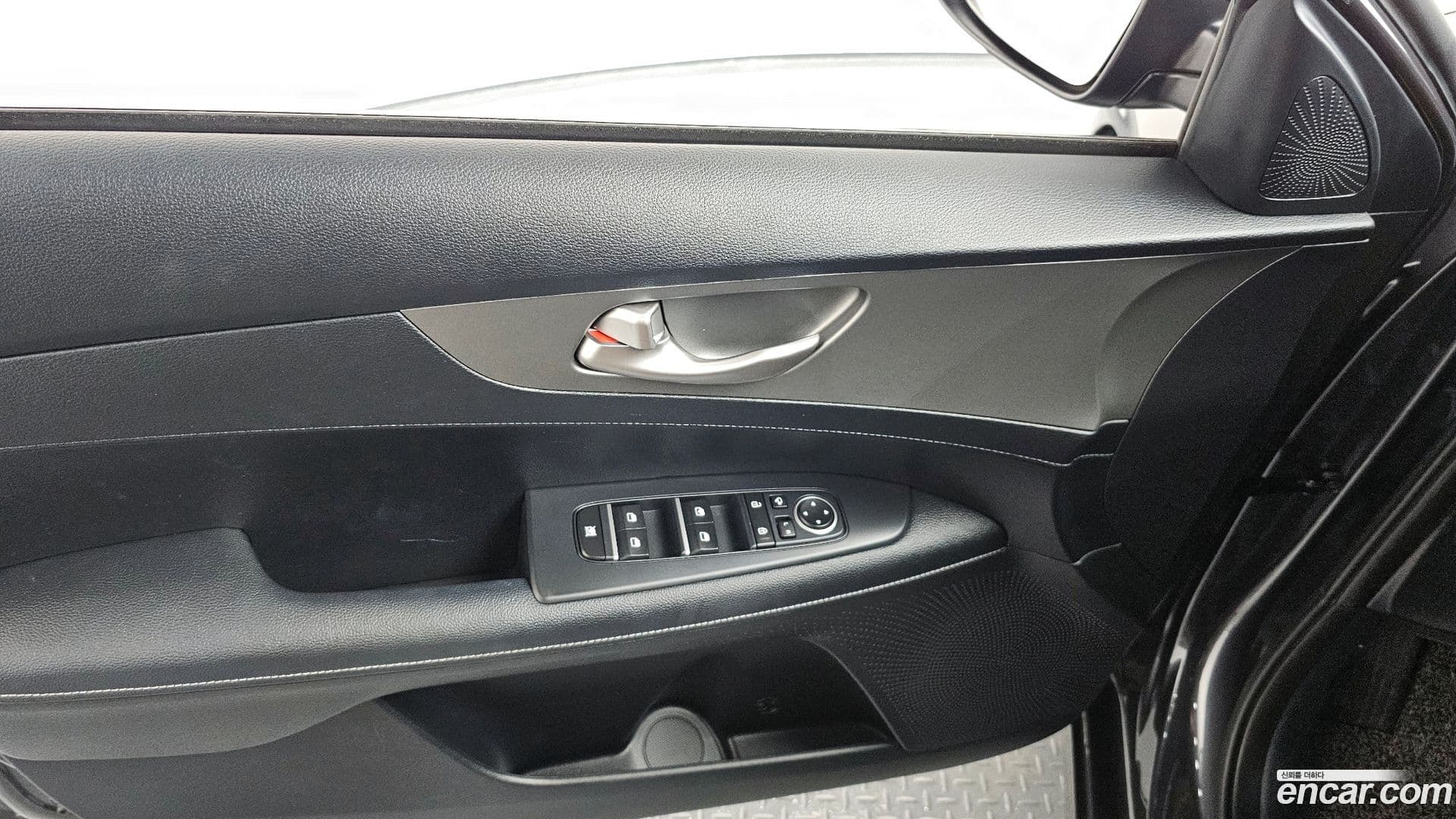 Main__Slider__Photo:K3 Kia 2019.5-16