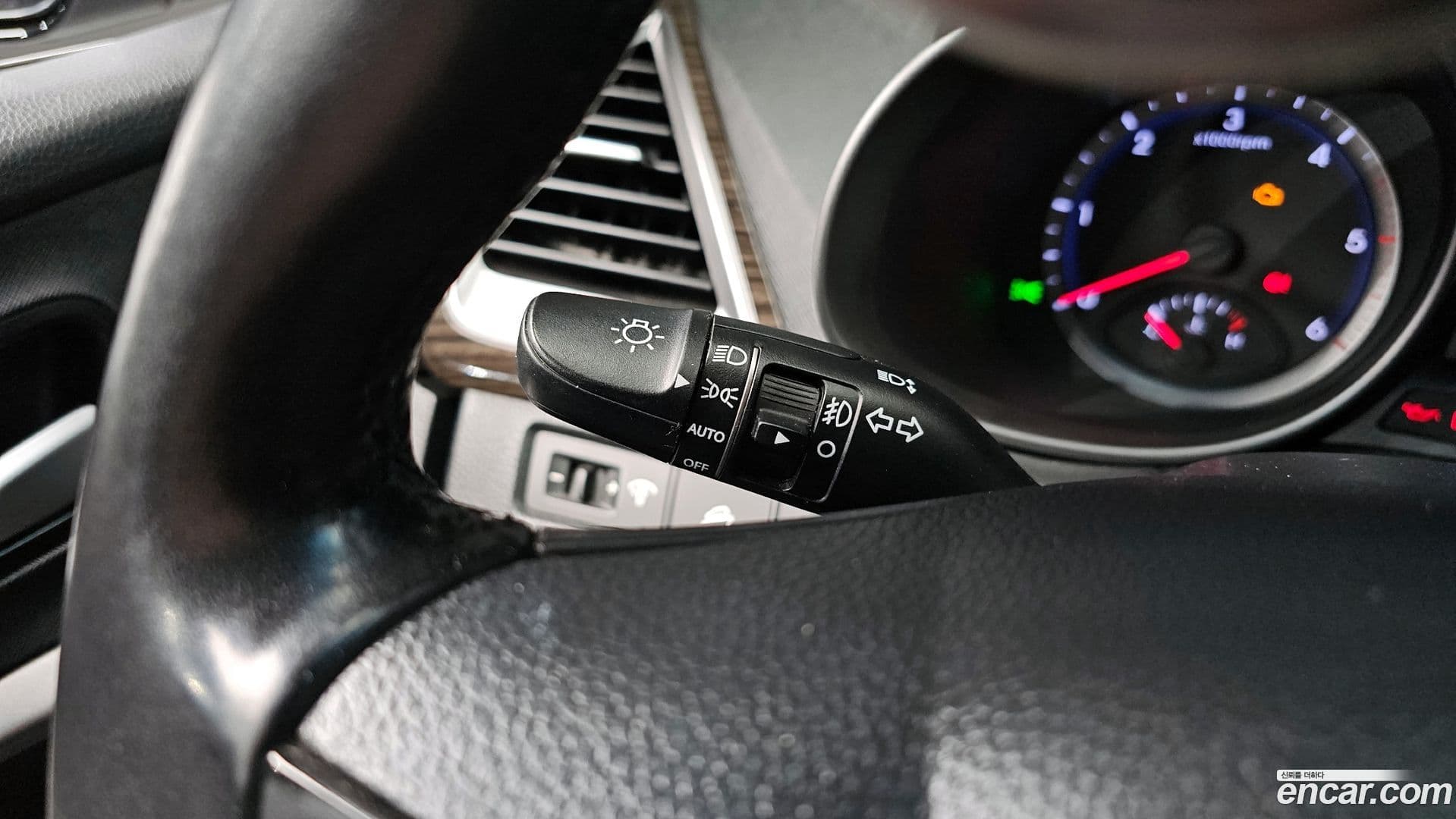 Main__Slider__Photo:Santafe Hyundai 2012.11-16