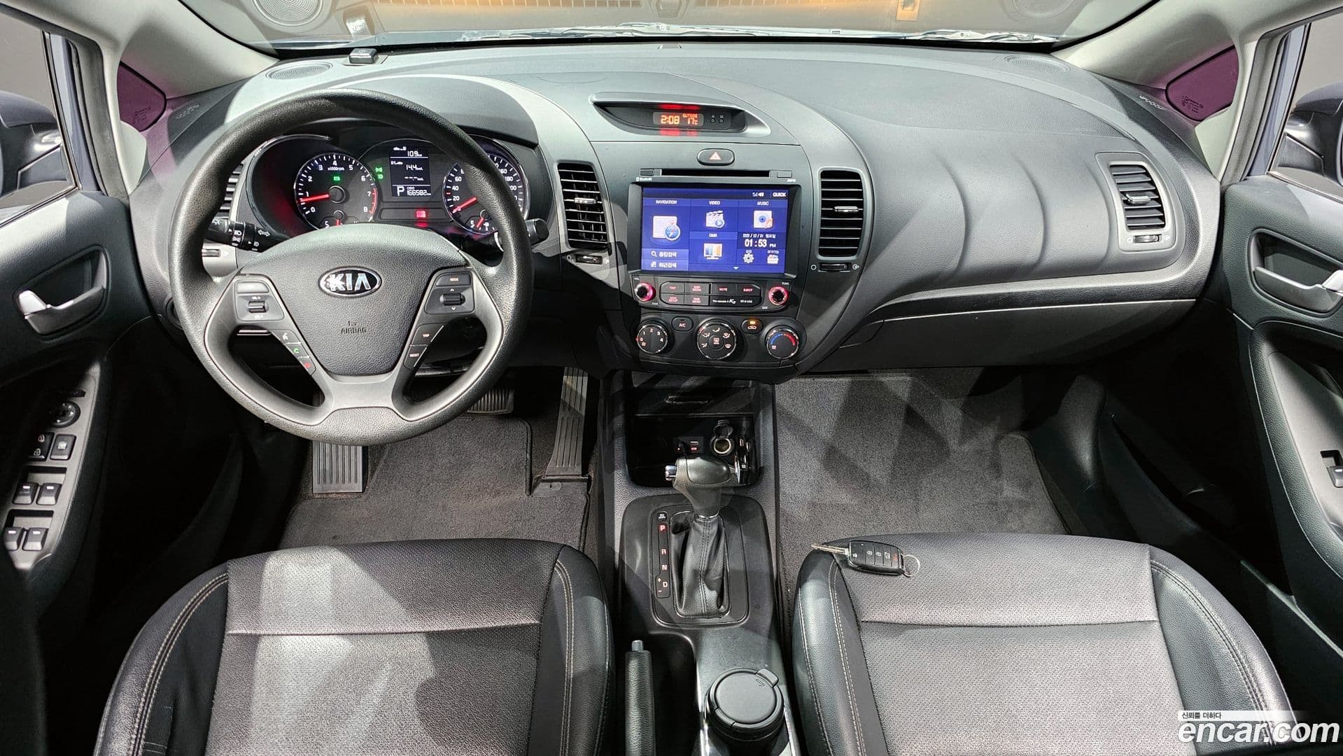 Main__Slider__Photo:K3 Kia 2014.11-6