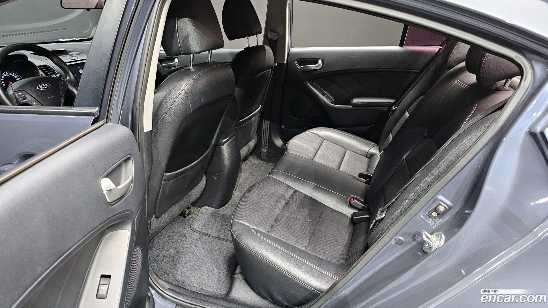 Main__Slider__Photo:K3 Kia 2014.11-12