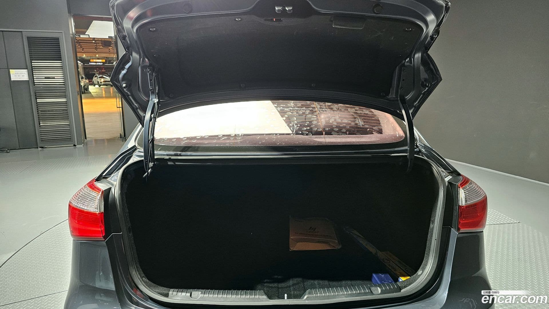 Main__Slider__Photo:K3 Kia 2014.11-19