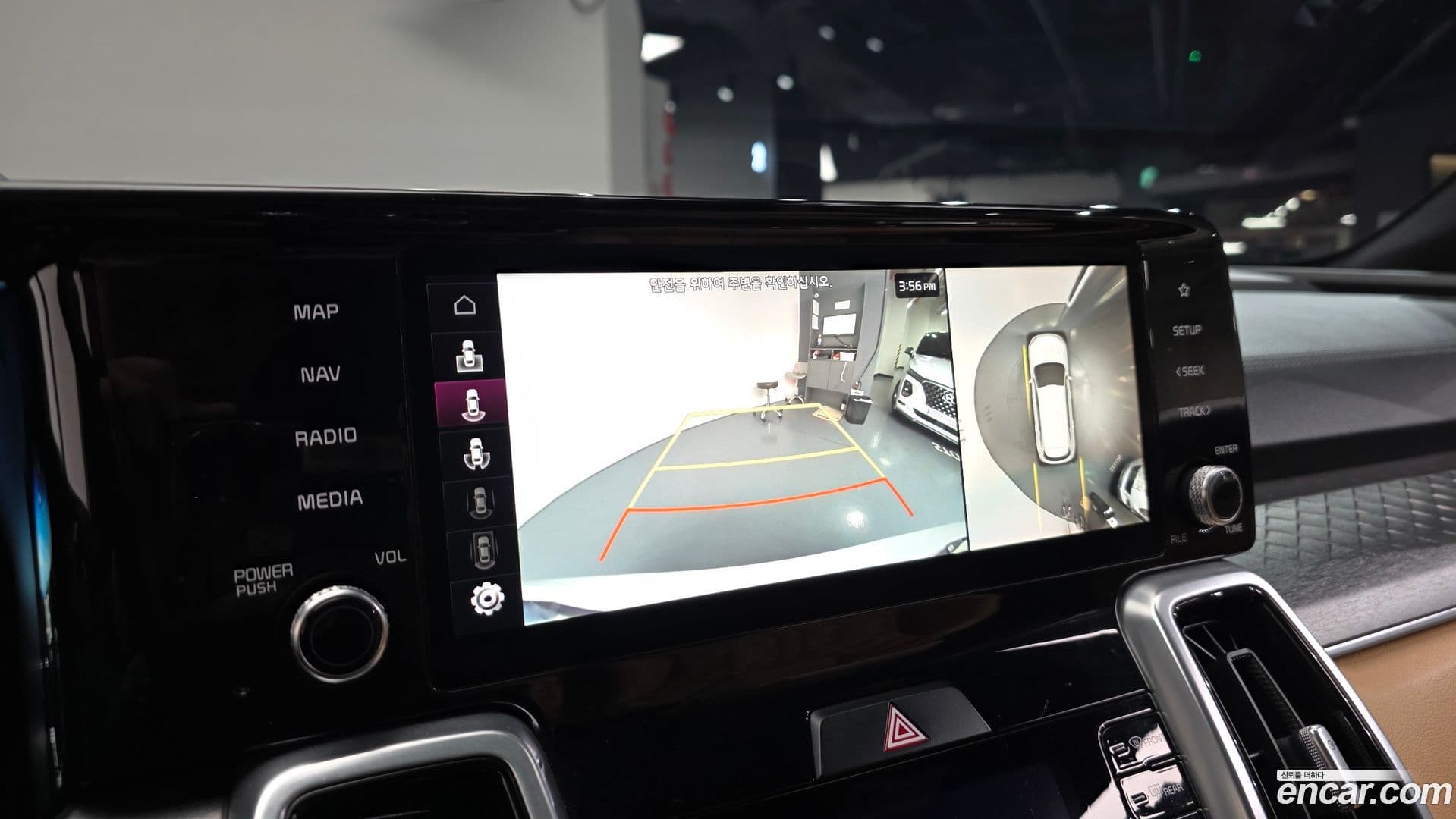 Main__Slider__Photo:Sorento Kia 2020.10-14