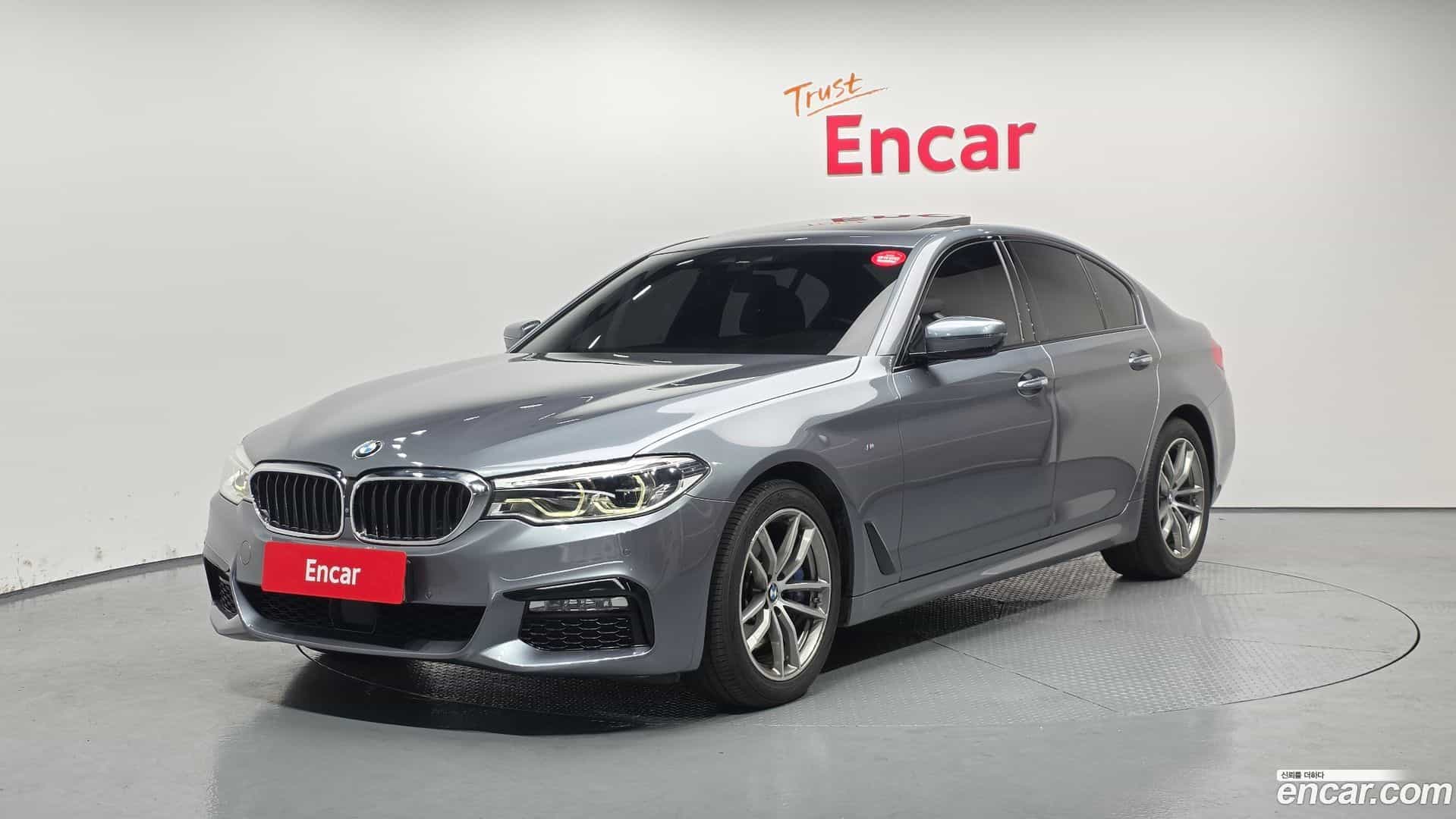 5-Series BMW 2017.5-OUTER-001