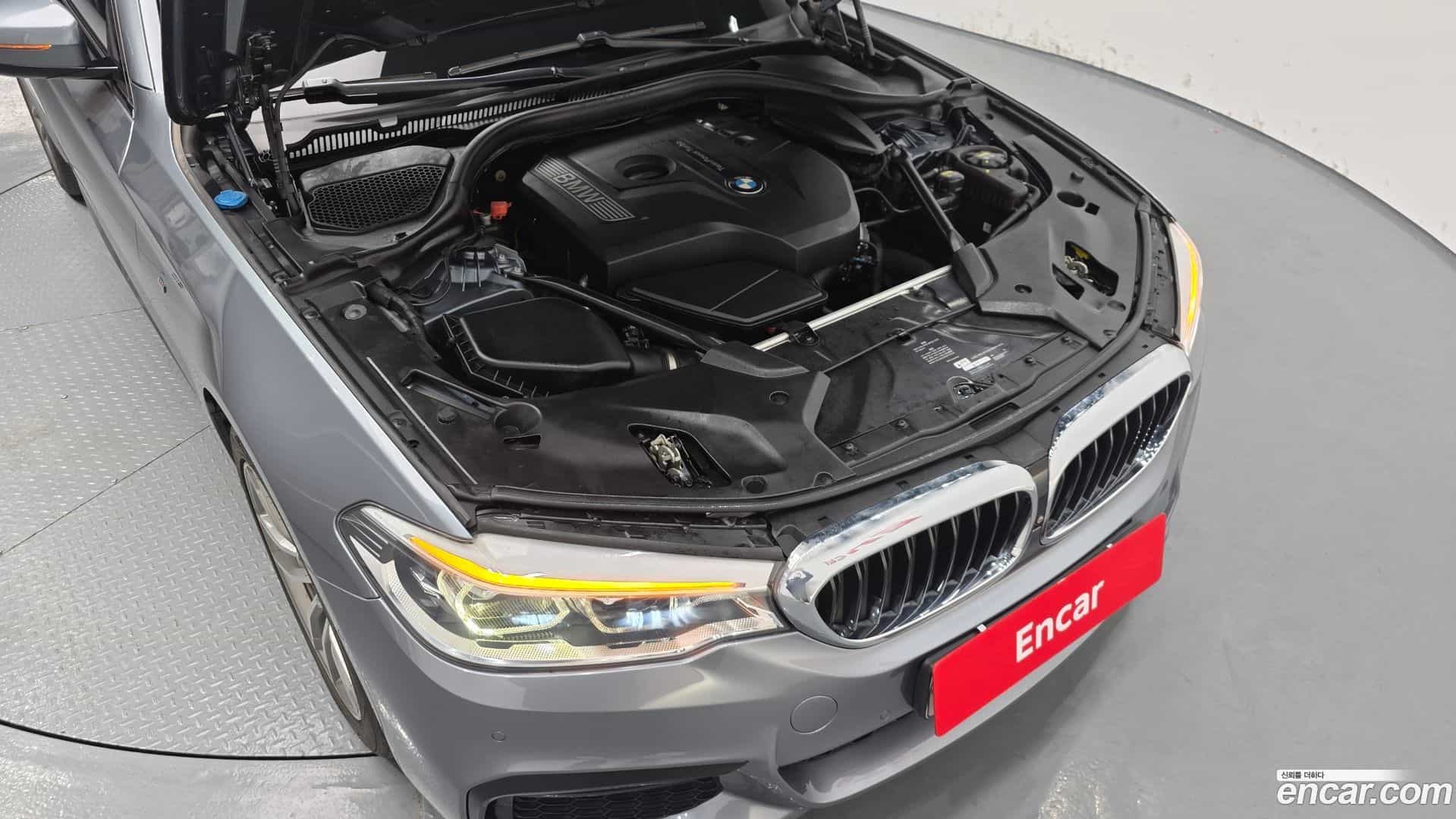 5-Series BMW 2017.5-INNER-006