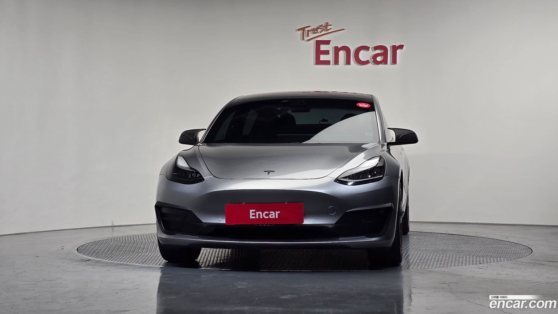 Main__Slider__Photo:Model 3 Tesla 2021.2-2