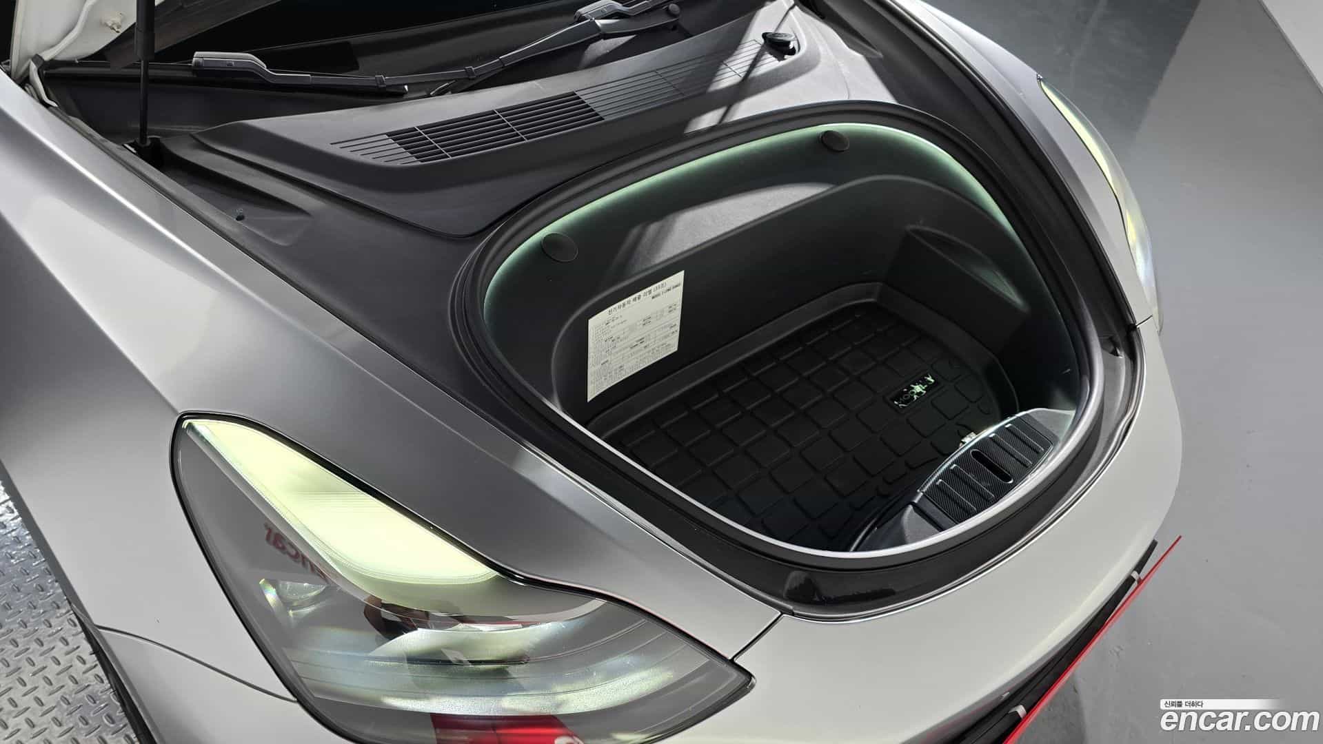 Model 3 Tesla 2021.2-INNER-006