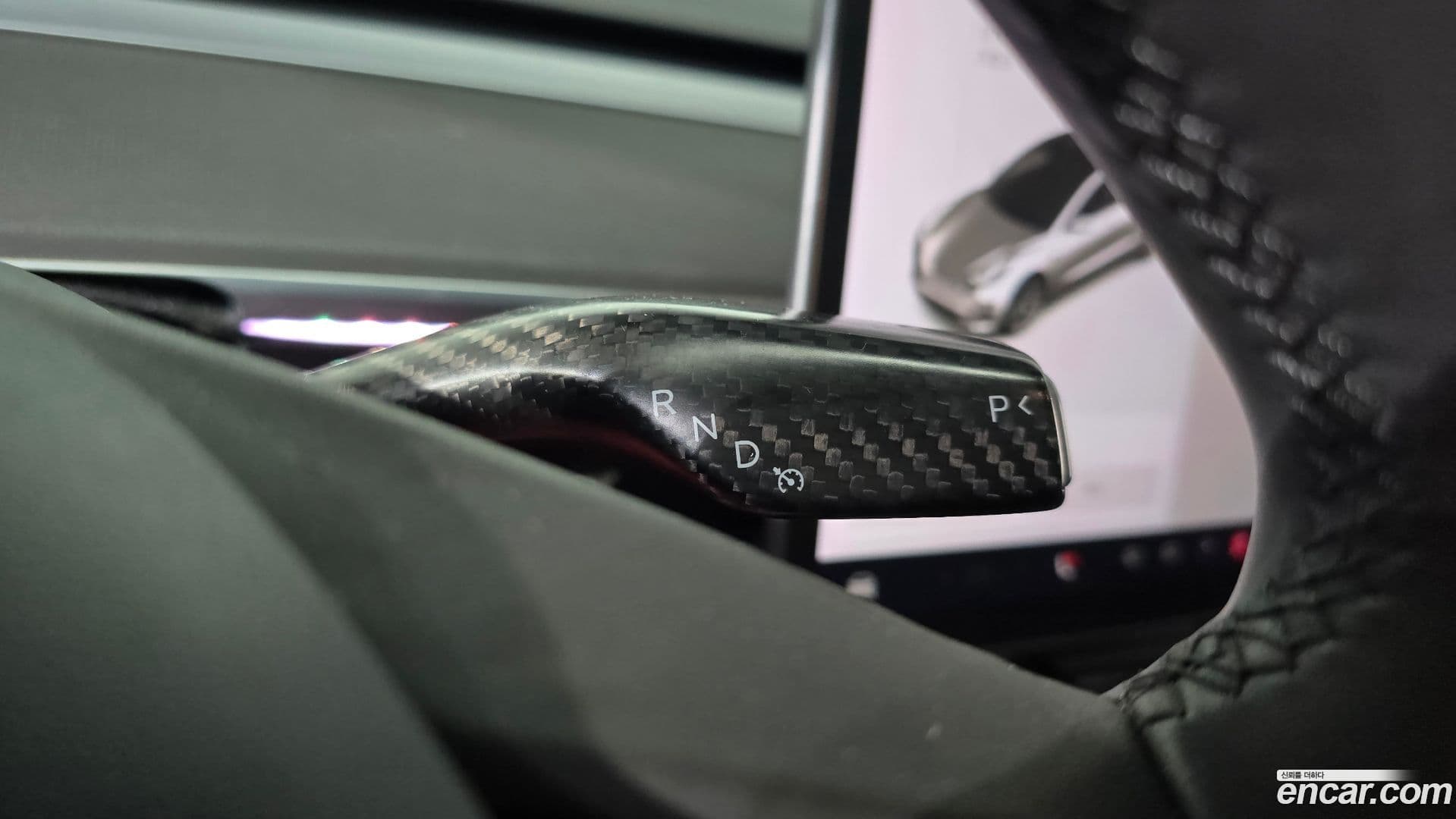 Main__Slider__Photo:Model 3 Tesla 2021.2-8