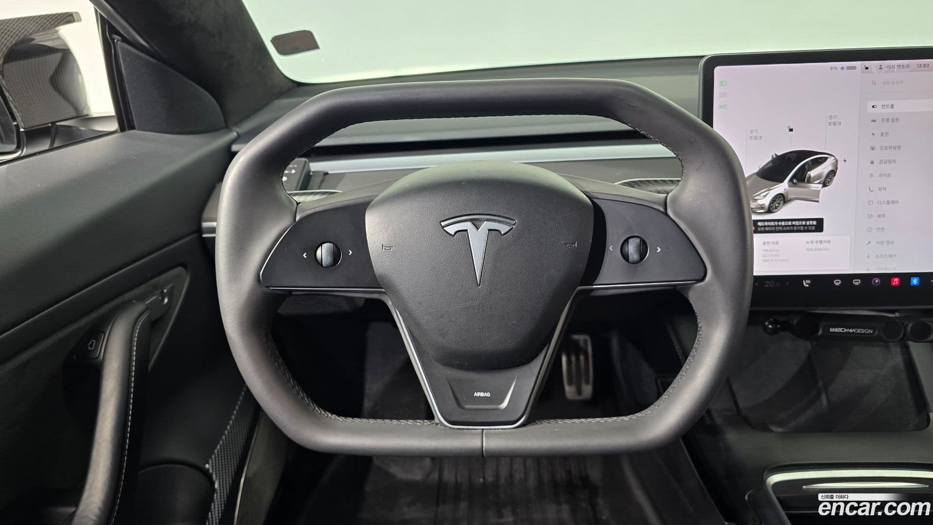 Main__Slider__Photo:Model 3 Tesla 2021.2-12