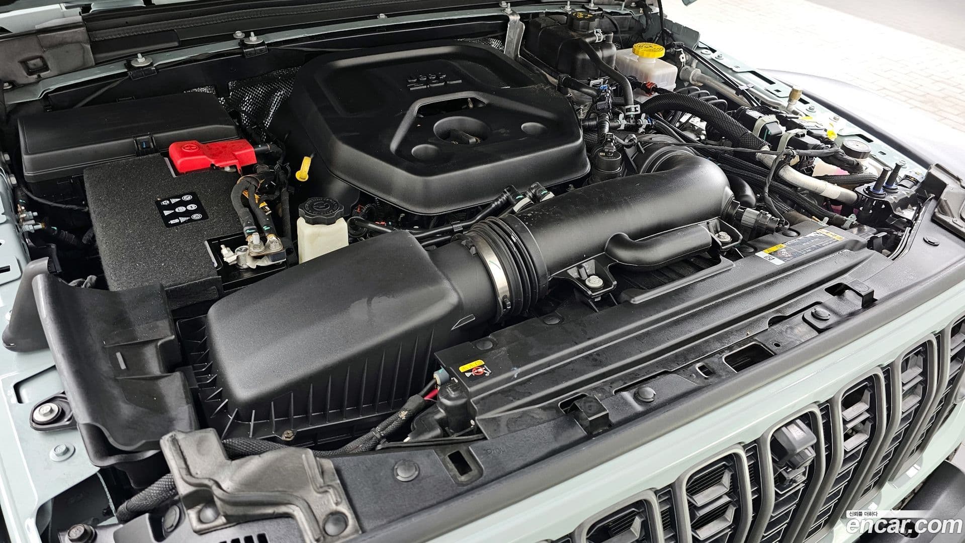 Main__Slider__Photo:Wrangler Jeep 2024.4-5