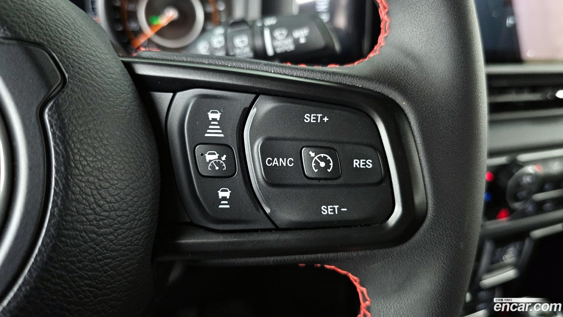 Main__Slider__Photo:Wrangler Jeep 2024.4-17