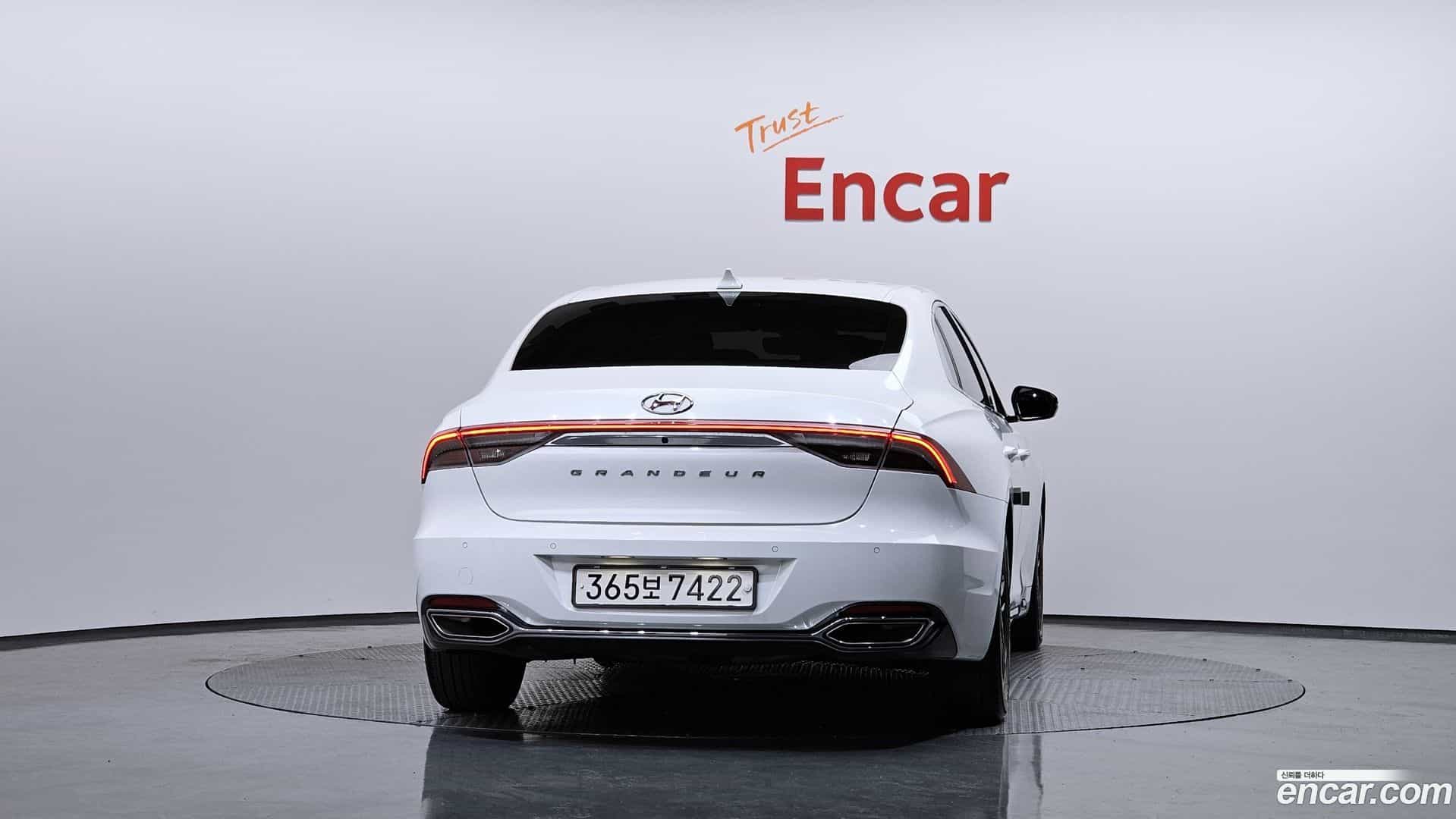 Grandeur Hyundai 2022.3-OUTER-004