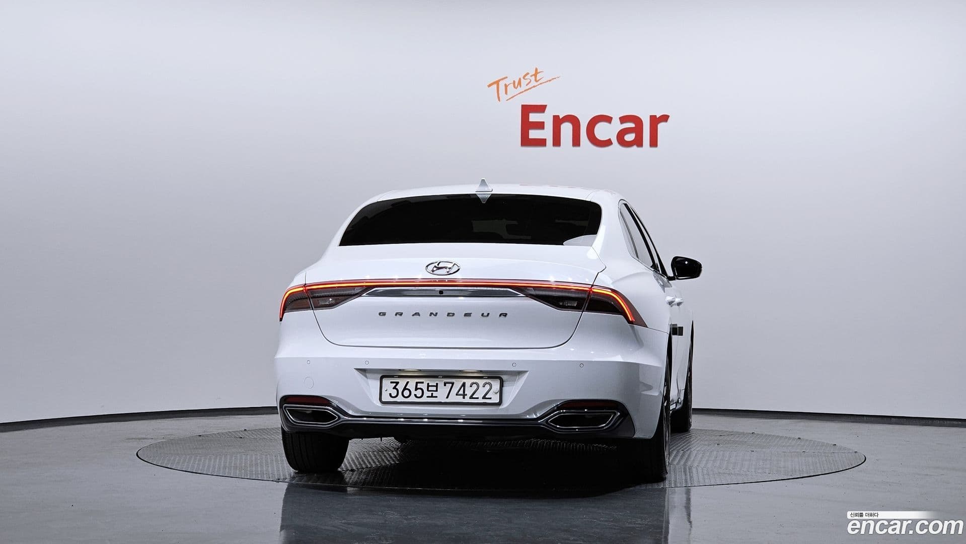 Main__Slider__Photo:Grandeur Hyundai 2022.3-3