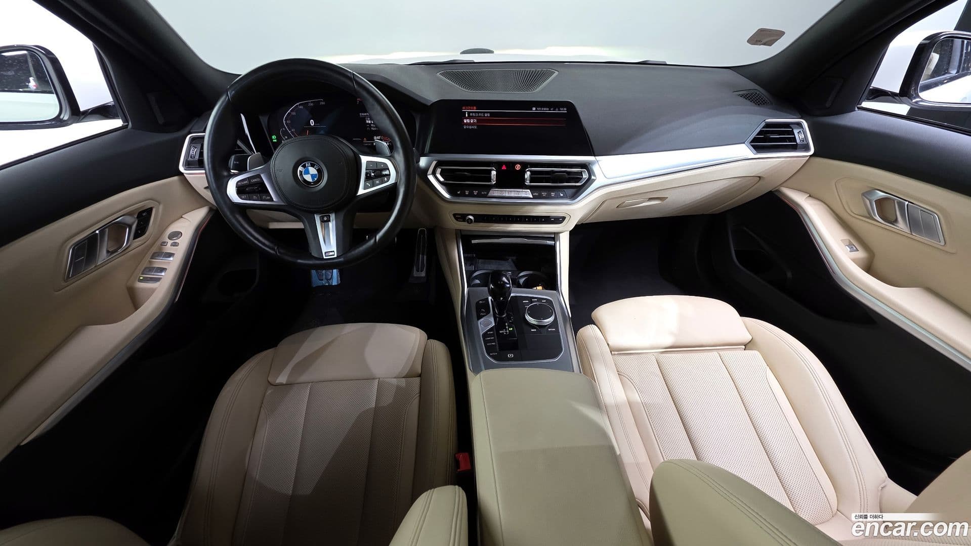 Main__Slider__Photo:3-Series BMW 2021.9-6