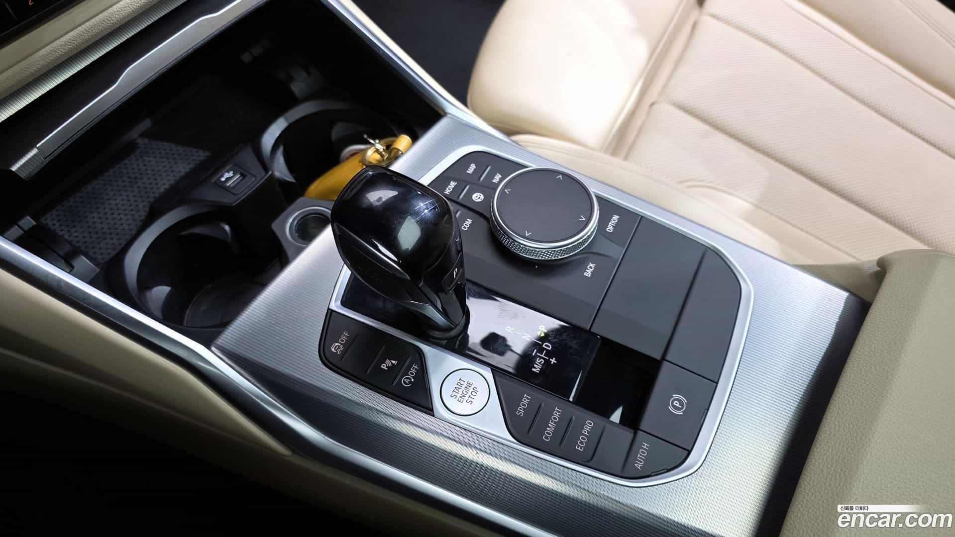 3-Series BMW 2021.9-INNER-009