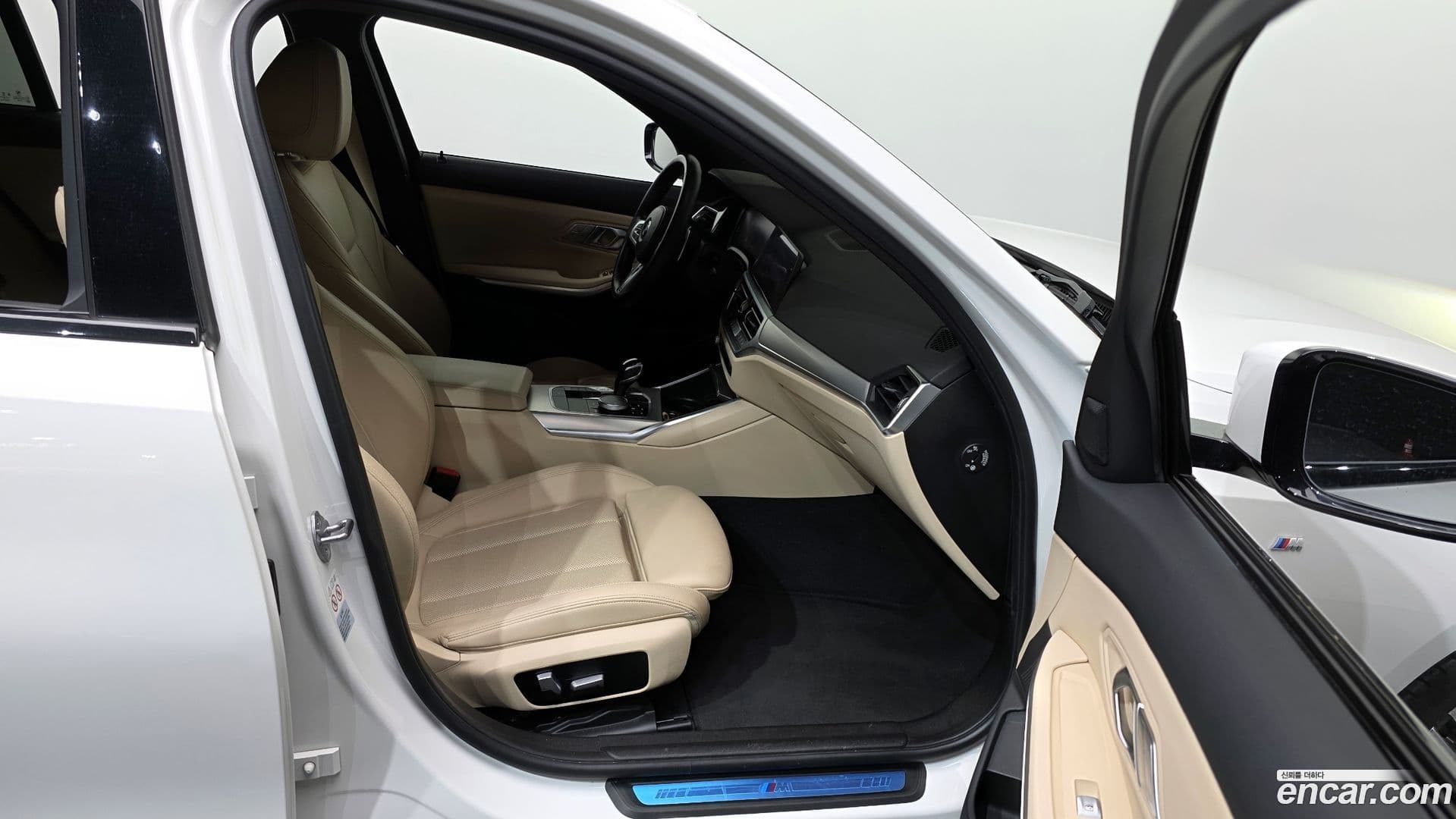 Main__Slider__Photo:3-Series BMW 2021.9-10