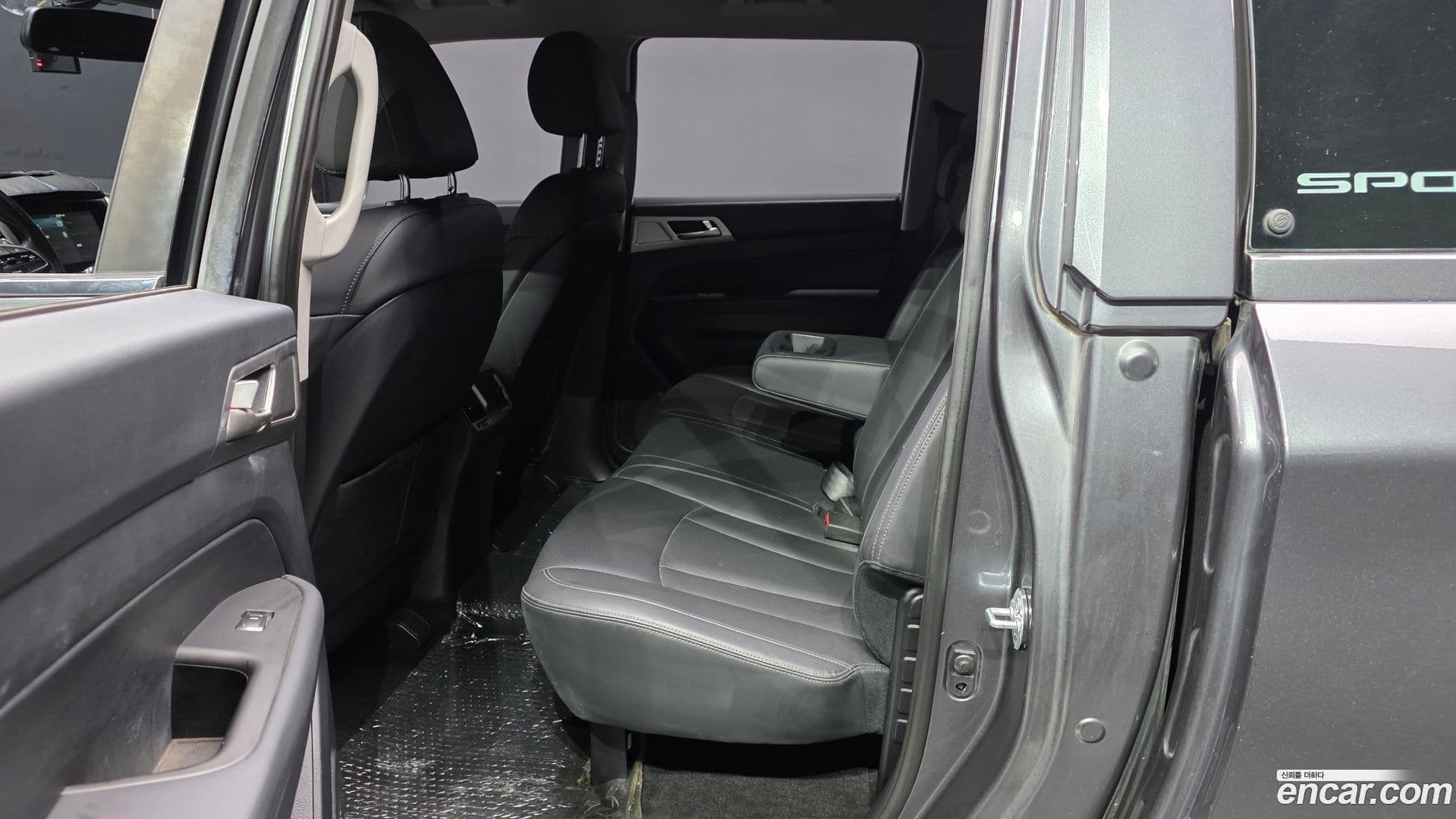 Main__Slider__Photo:Rexton KG_Mobility_Ssangyong 2019.1-11