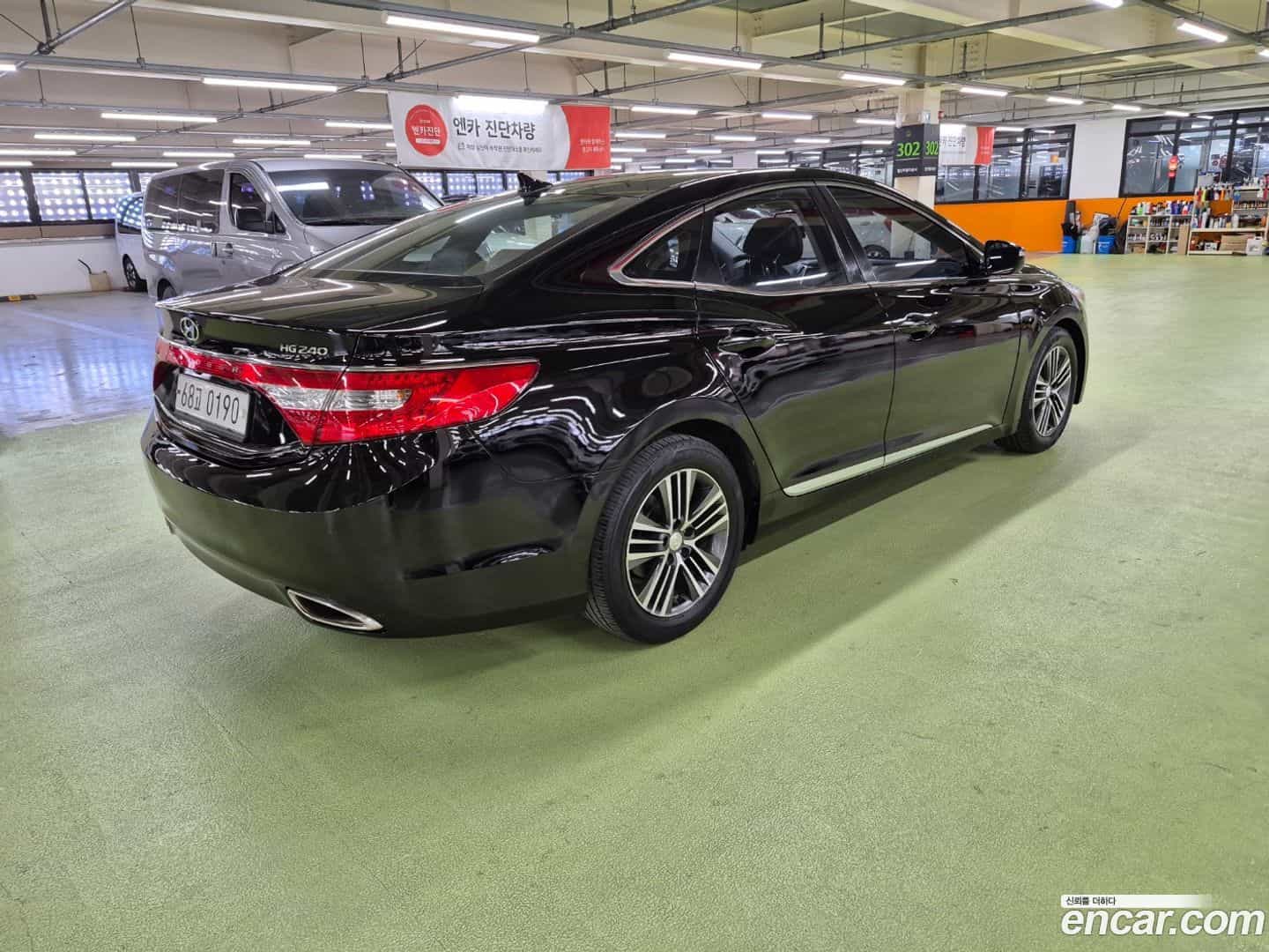 Grandeur Hyundai 2013.0-OUTER-003