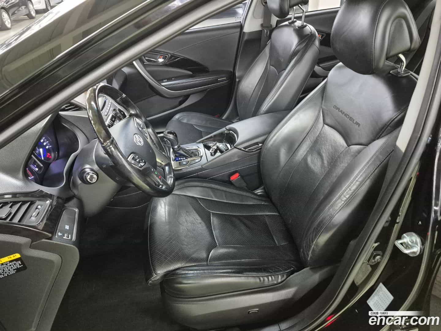 Grandeur Hyundai 2013.0-OUTER-005