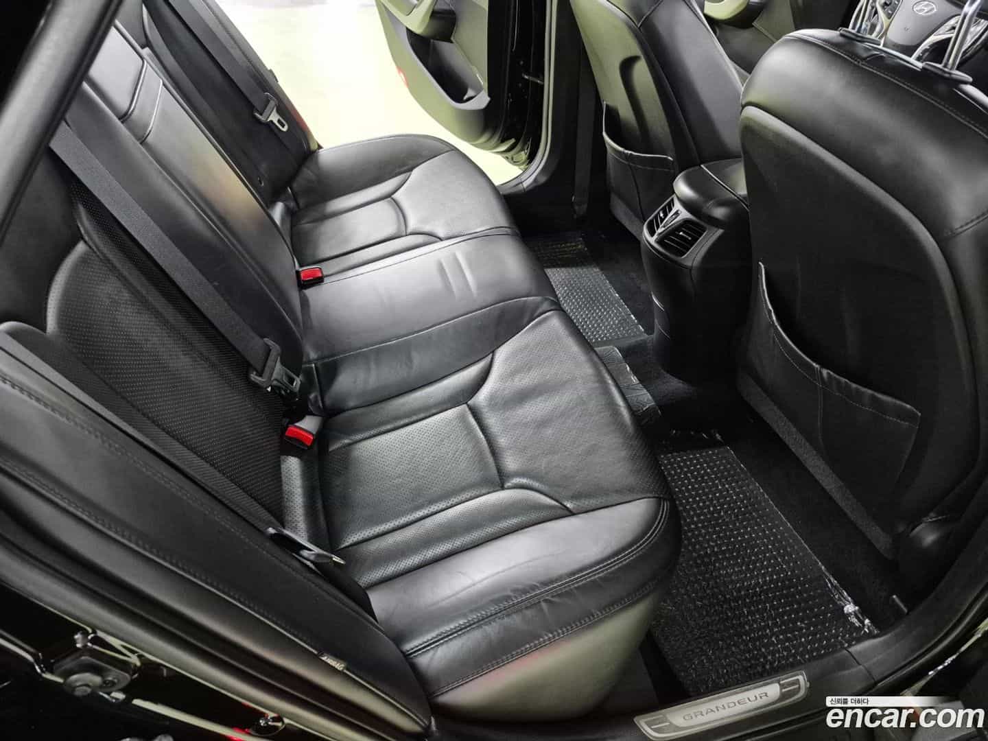 Grandeur Hyundai 2013.0-INNER-008