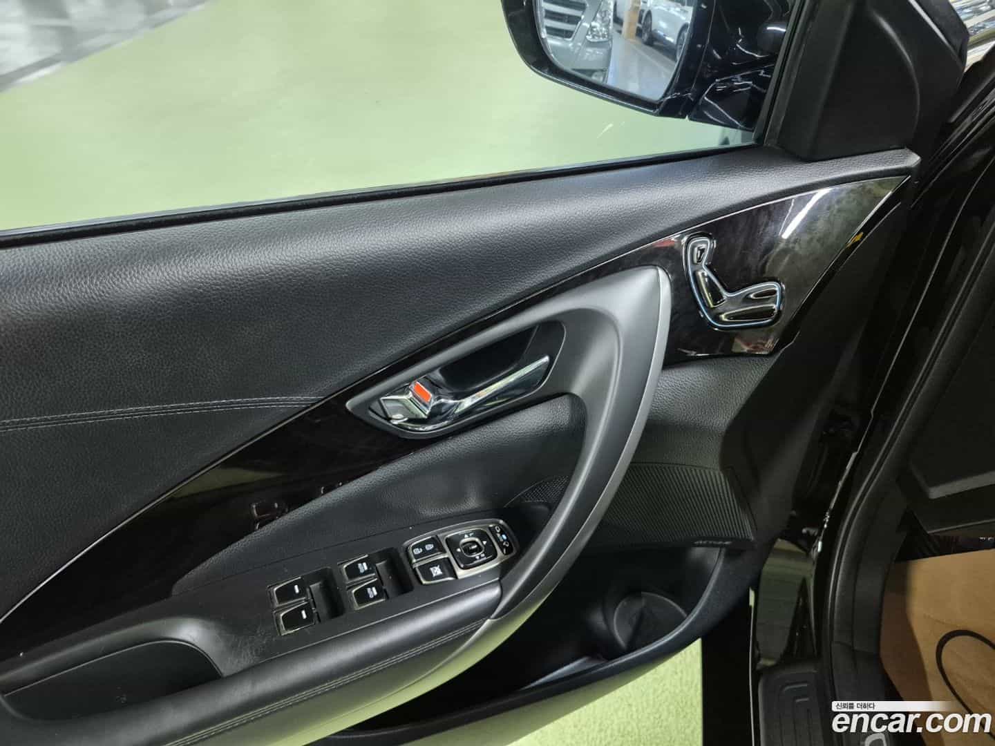 Grandeur Hyundai 2013.0-OPTION-020