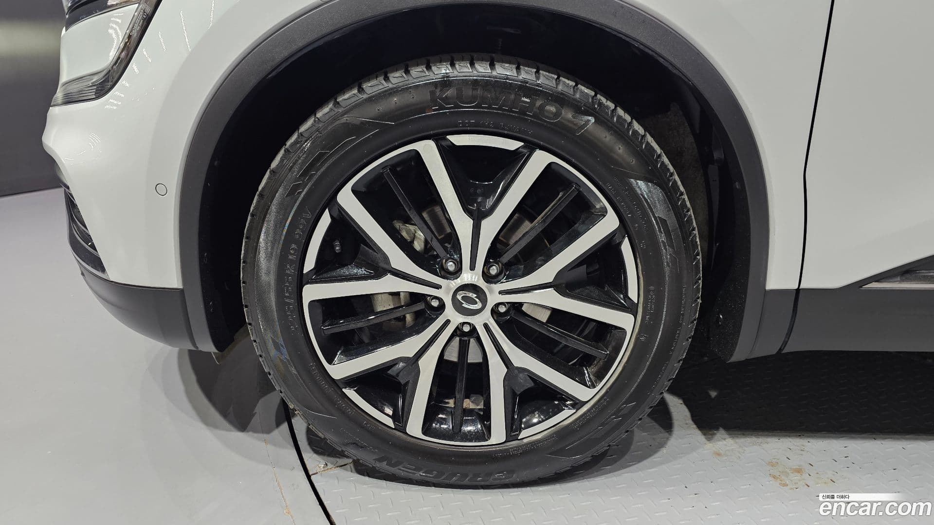 Main__Slider__Photo:QM6 Renault Korea 2022.5-4