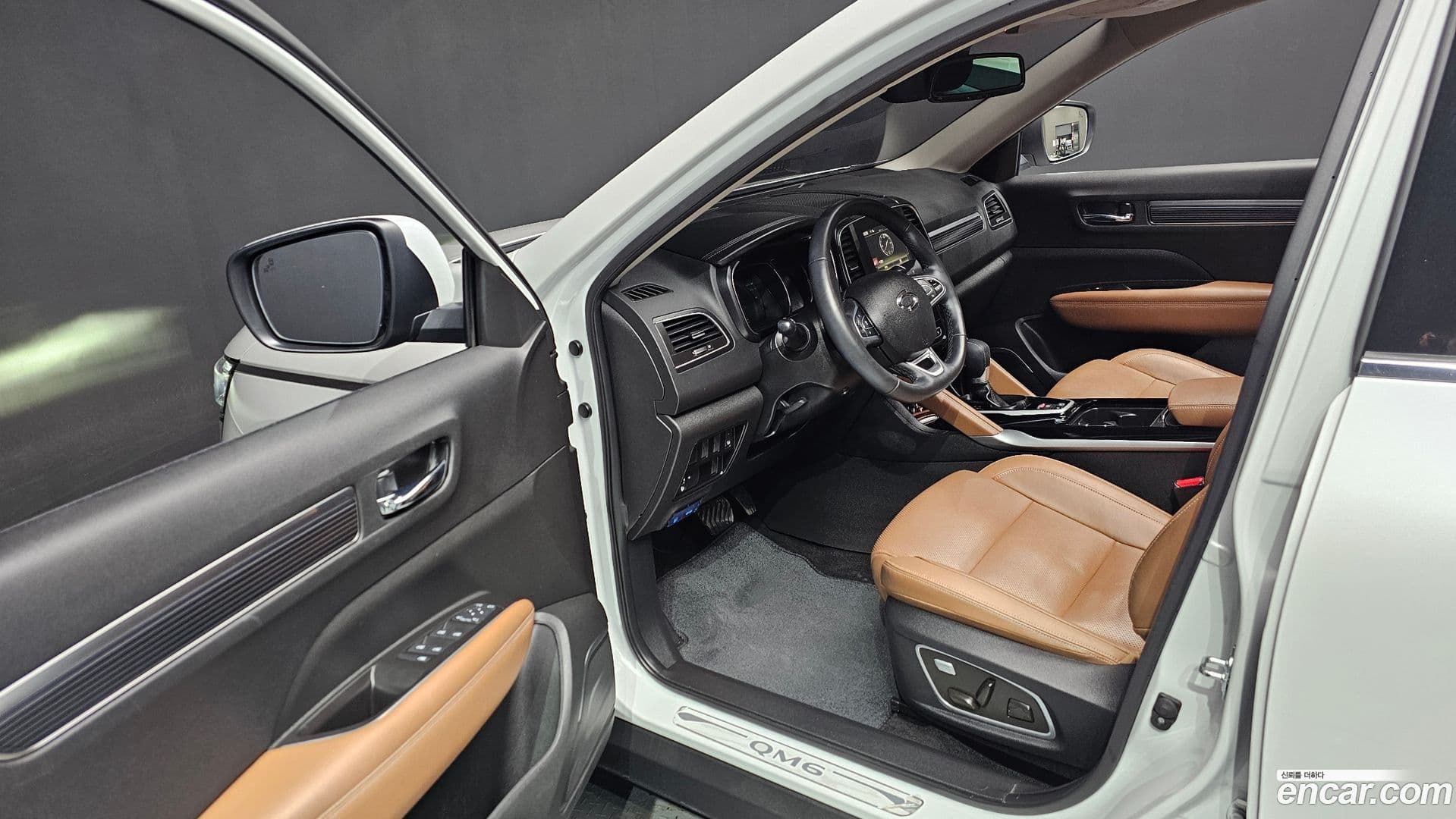 Main__Slider__Photo:QM6 Renault Korea 2022.5-9