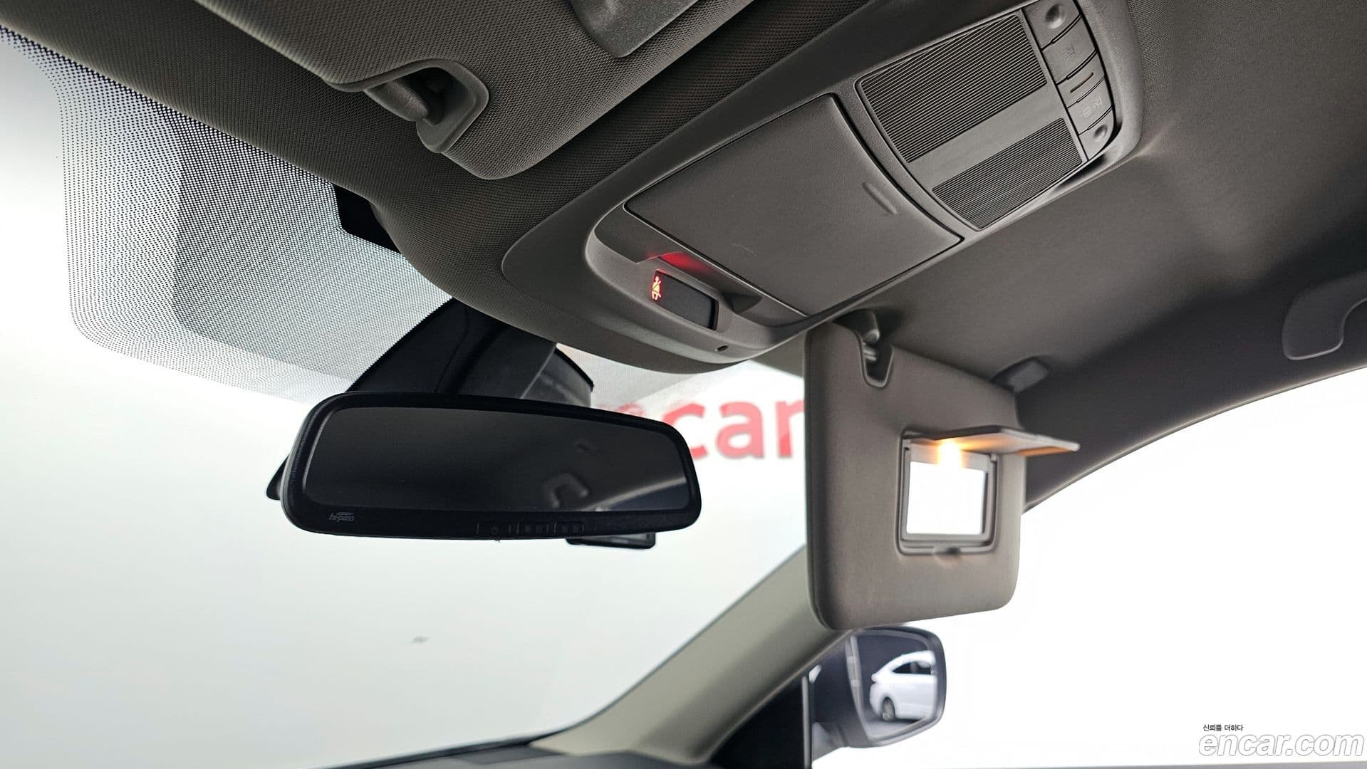 Main__Slider__Photo:QM6 Renault Korea 2018.3-18