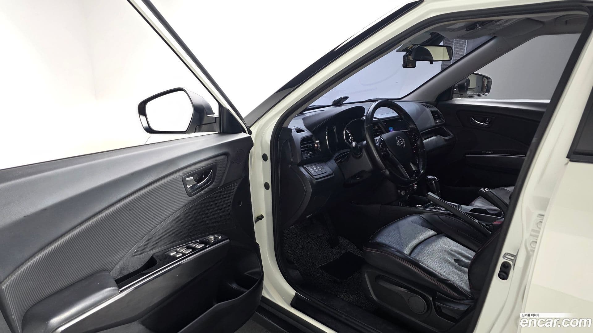 Main__Slider__Photo:TIBOLI KG Mobility 2018.2-10