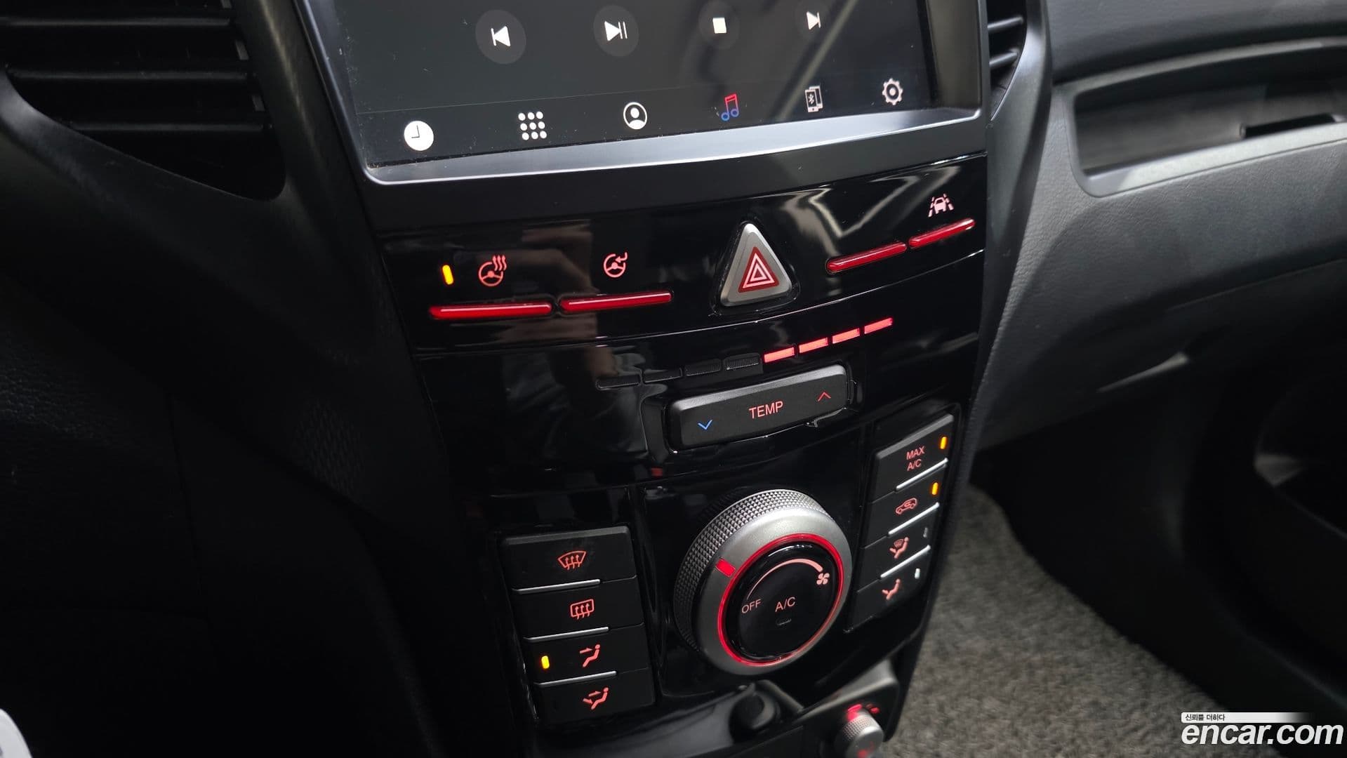 Main__Slider__Photo:TIBOLI KG Mobility 2018.2-15